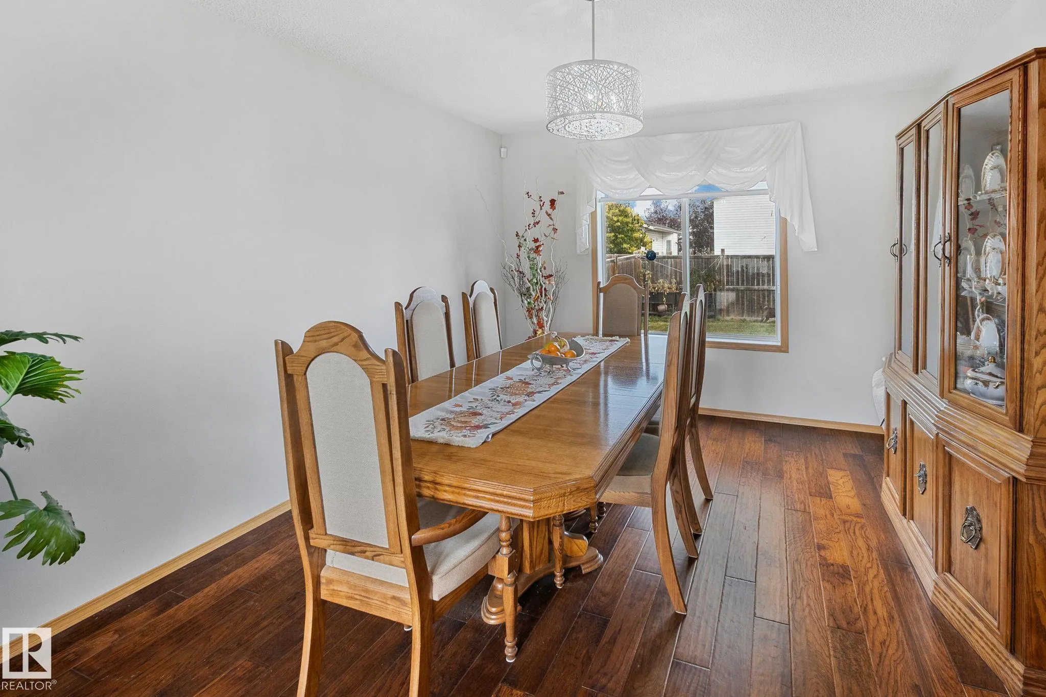 1238 Joyce Crescent