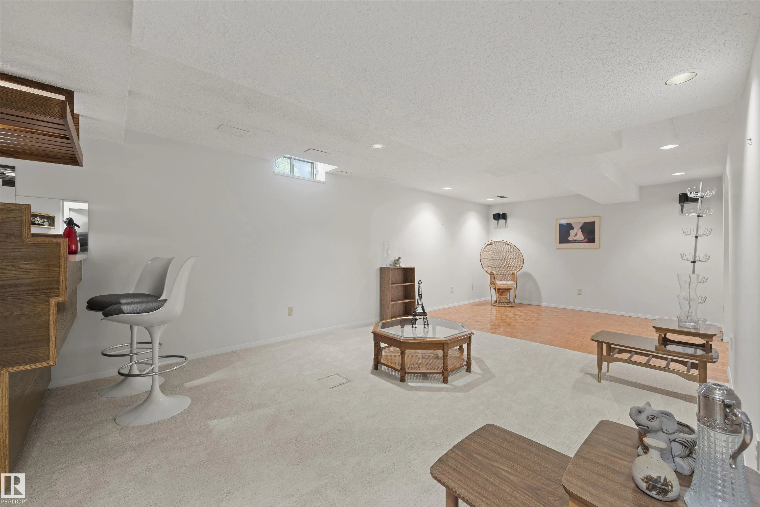 2811 125 Street