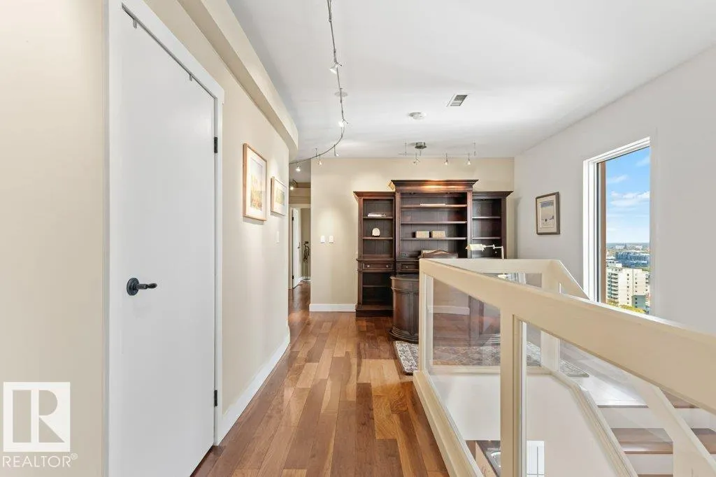 10010 119 Street