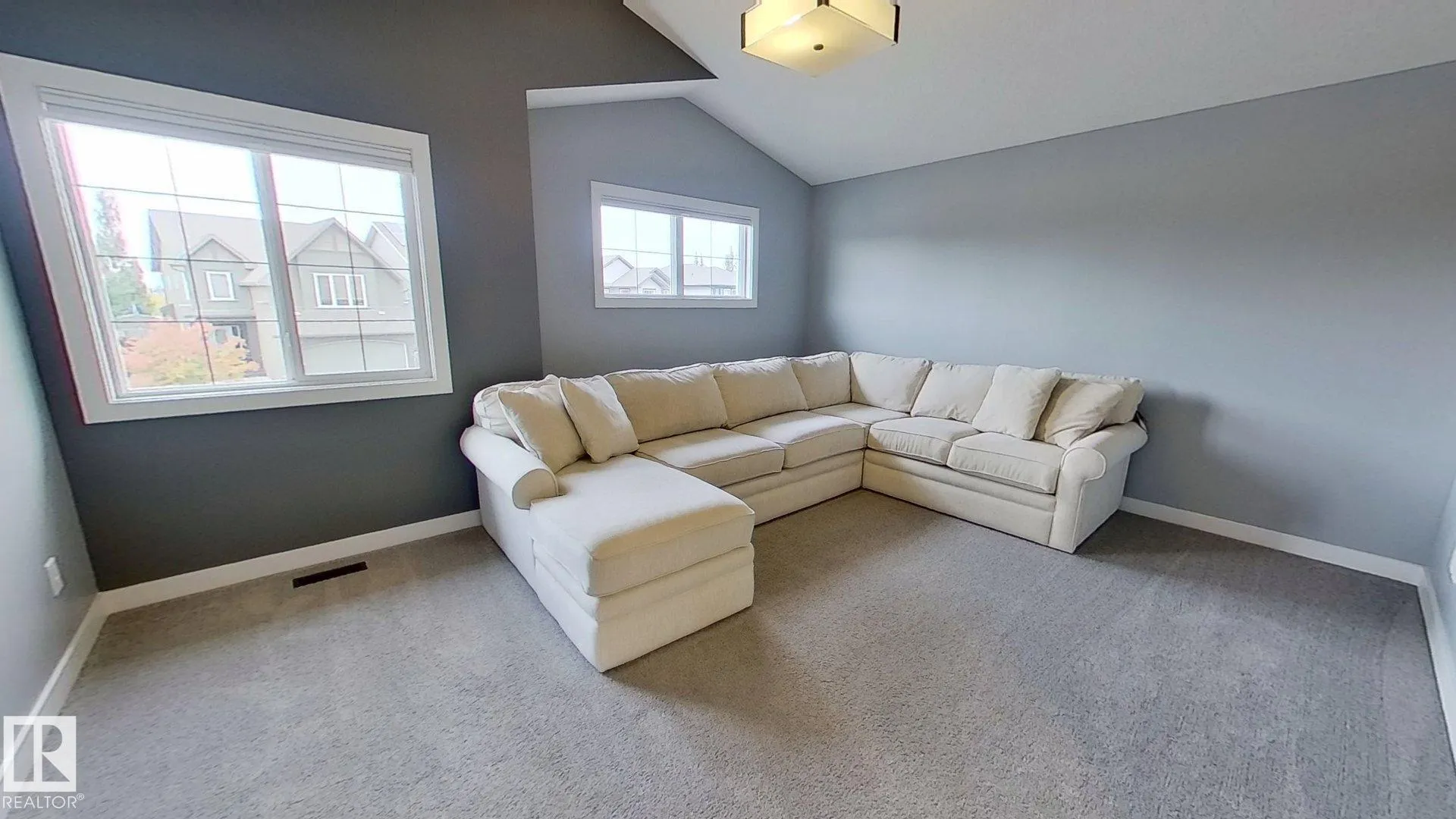 122 SUNTERRA Way