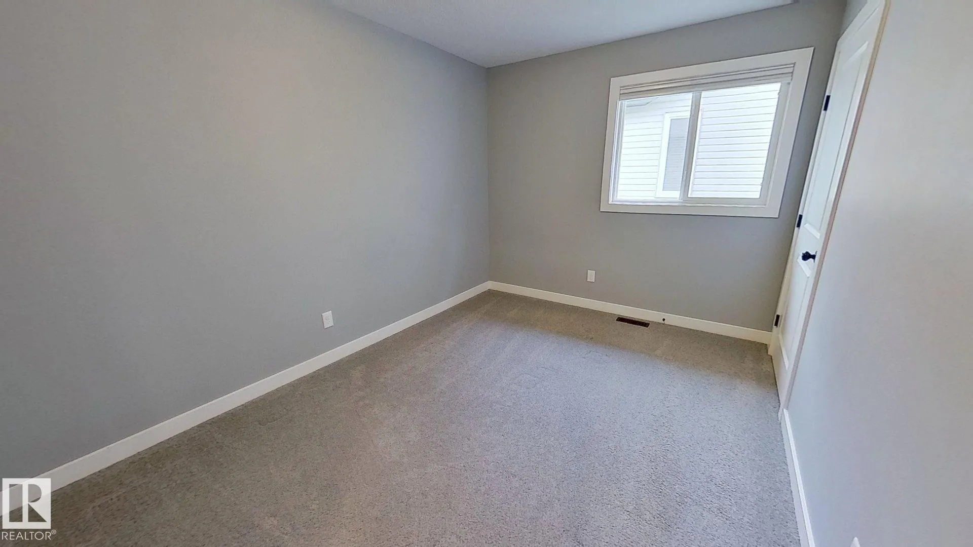 122 SUNTERRA Way