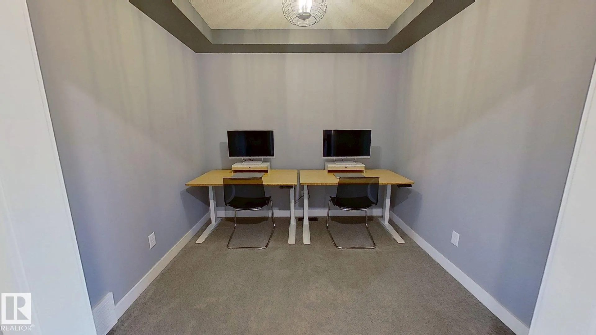 122 SUNTERRA Way