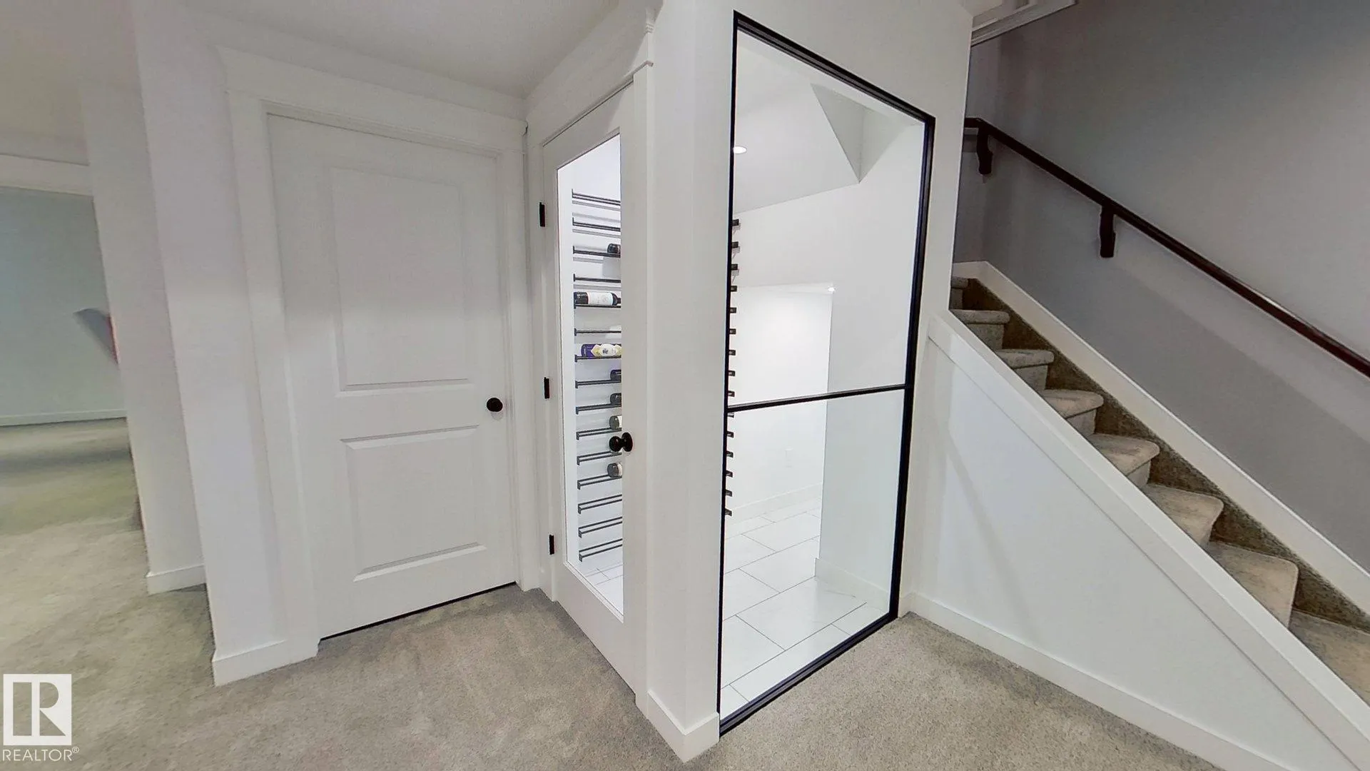 122 SUNTERRA Way