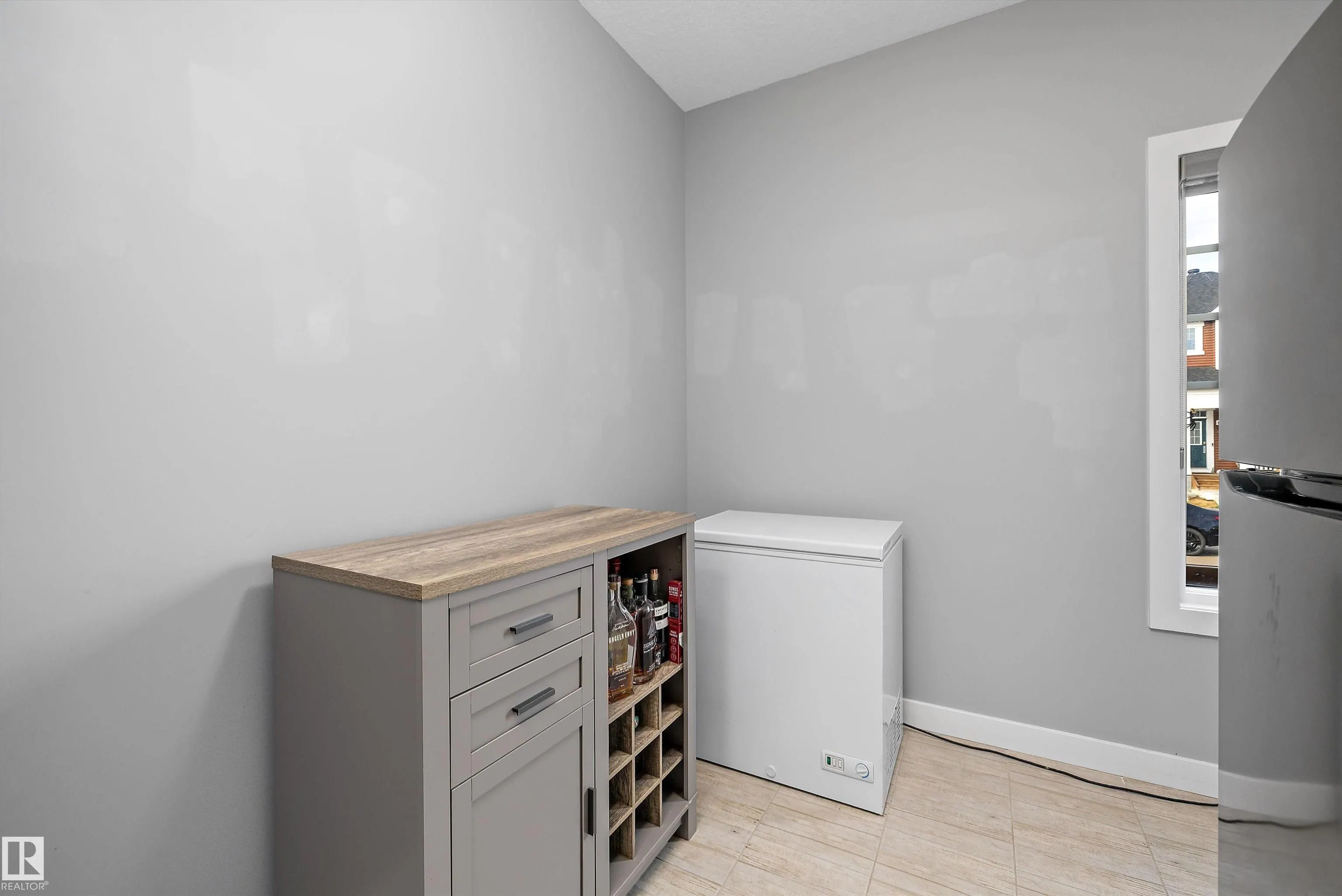 17 STOUT Place
