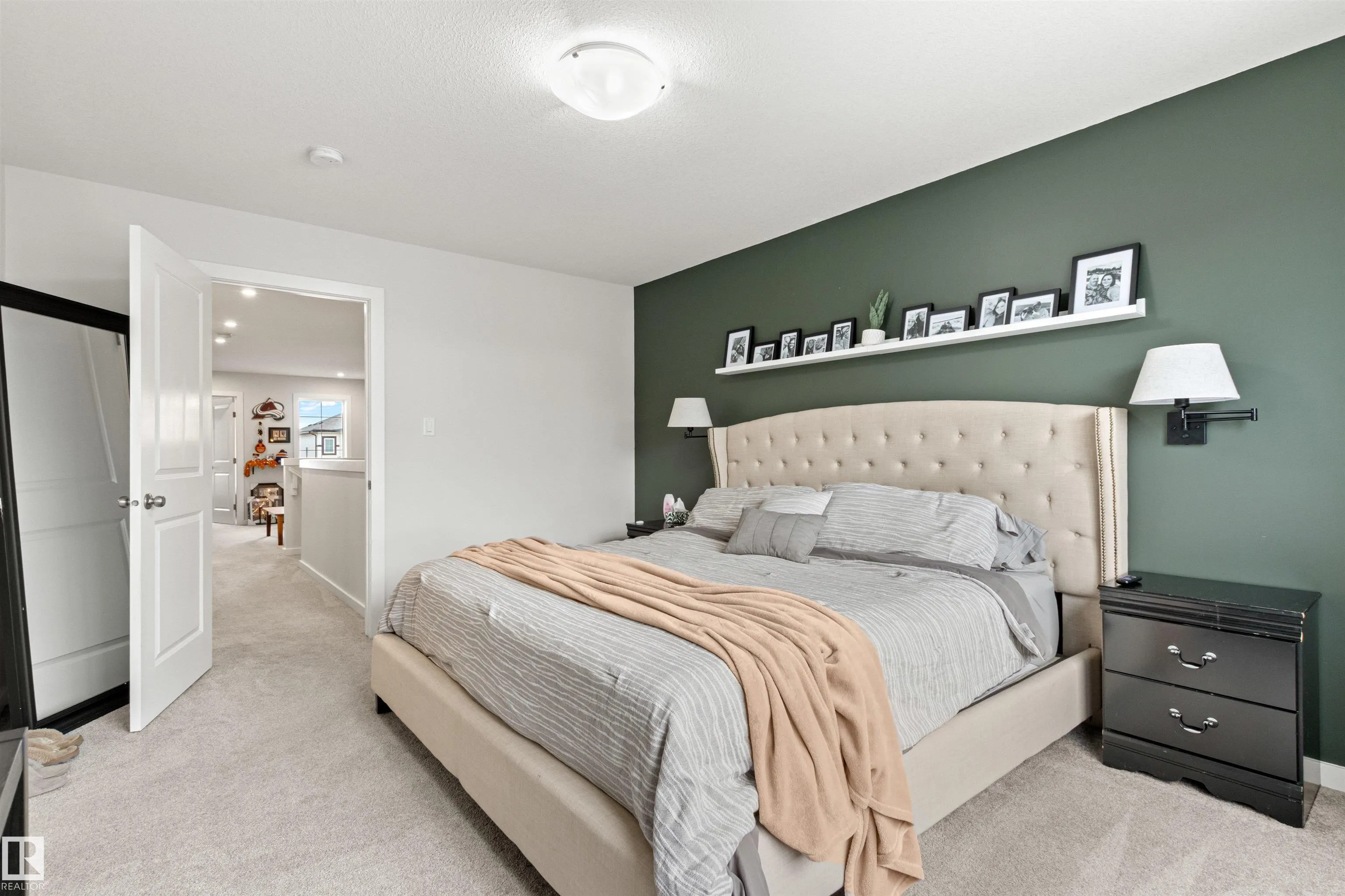 446 ROBERTS Crescent