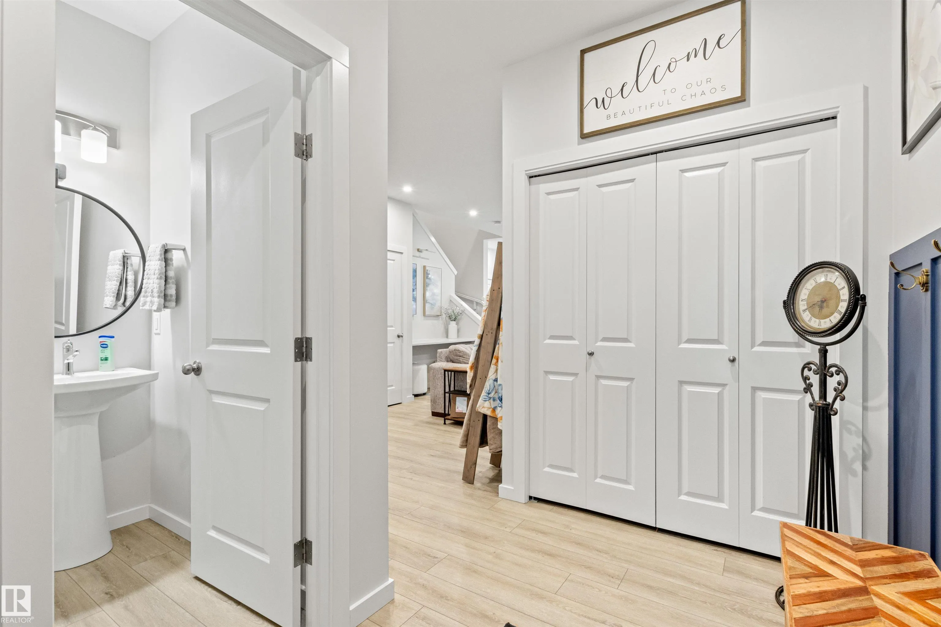 446 ROBERTS Crescent