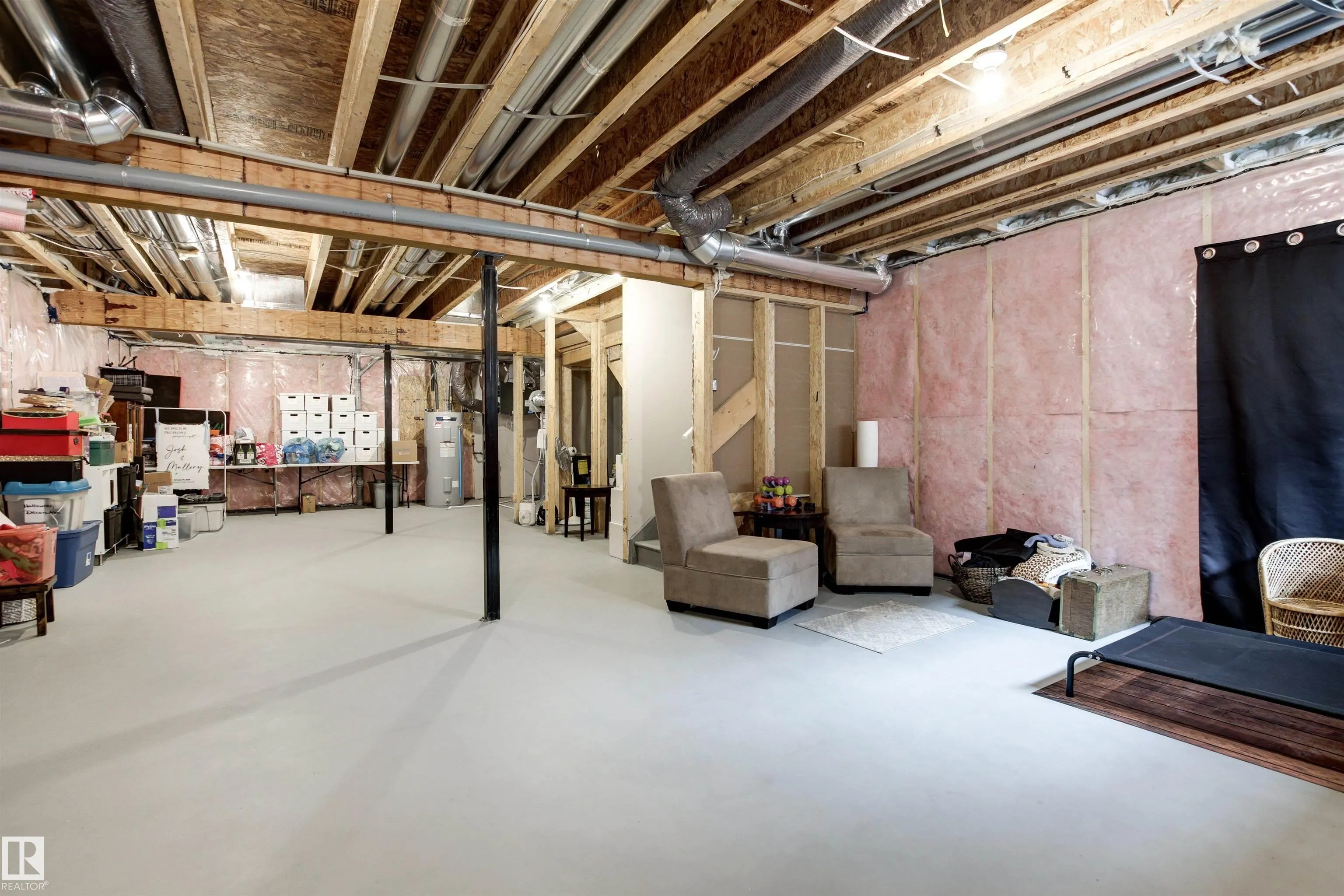 446 ROBERTS Crescent