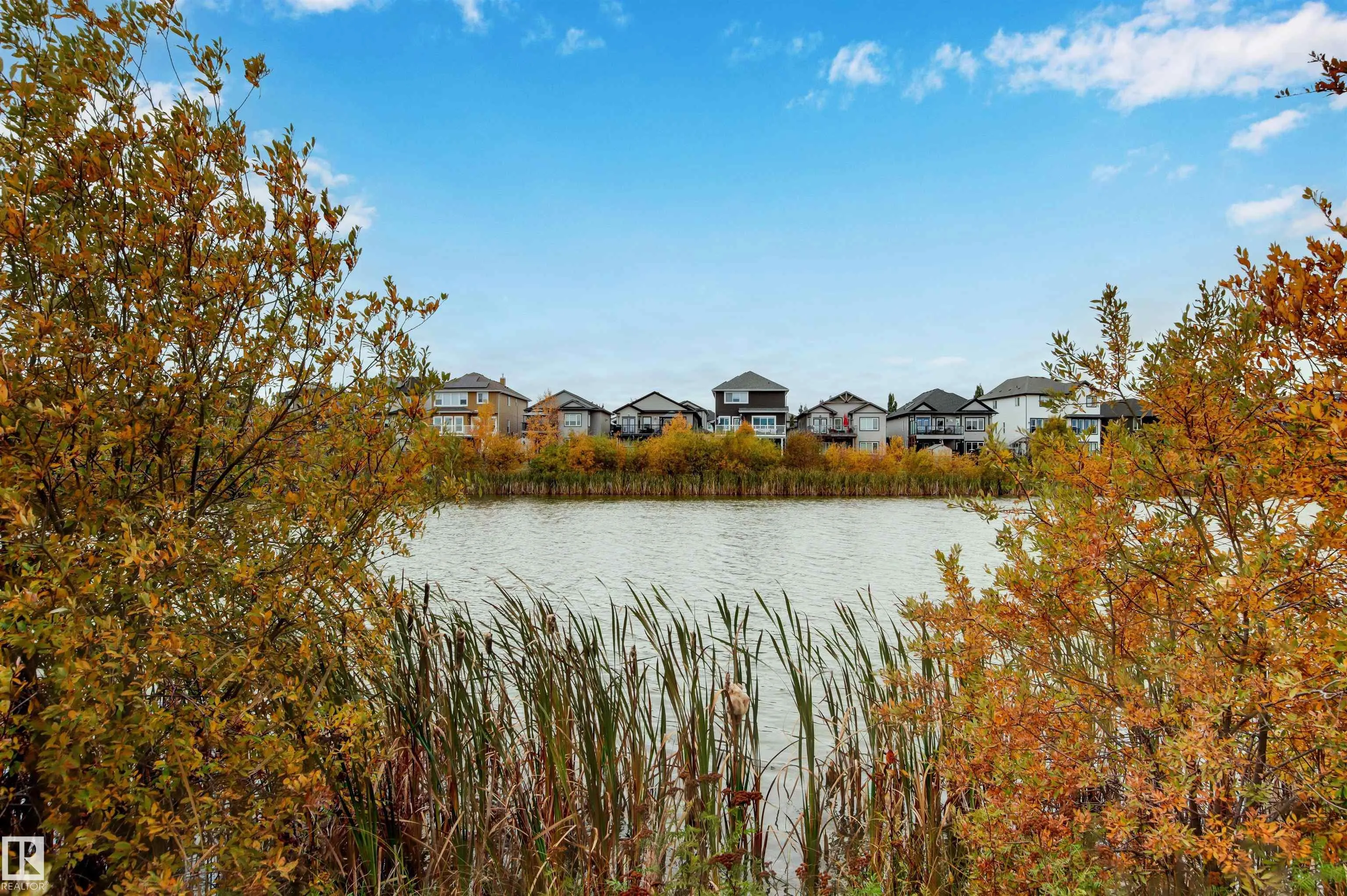 446 ROBERTS Crescent