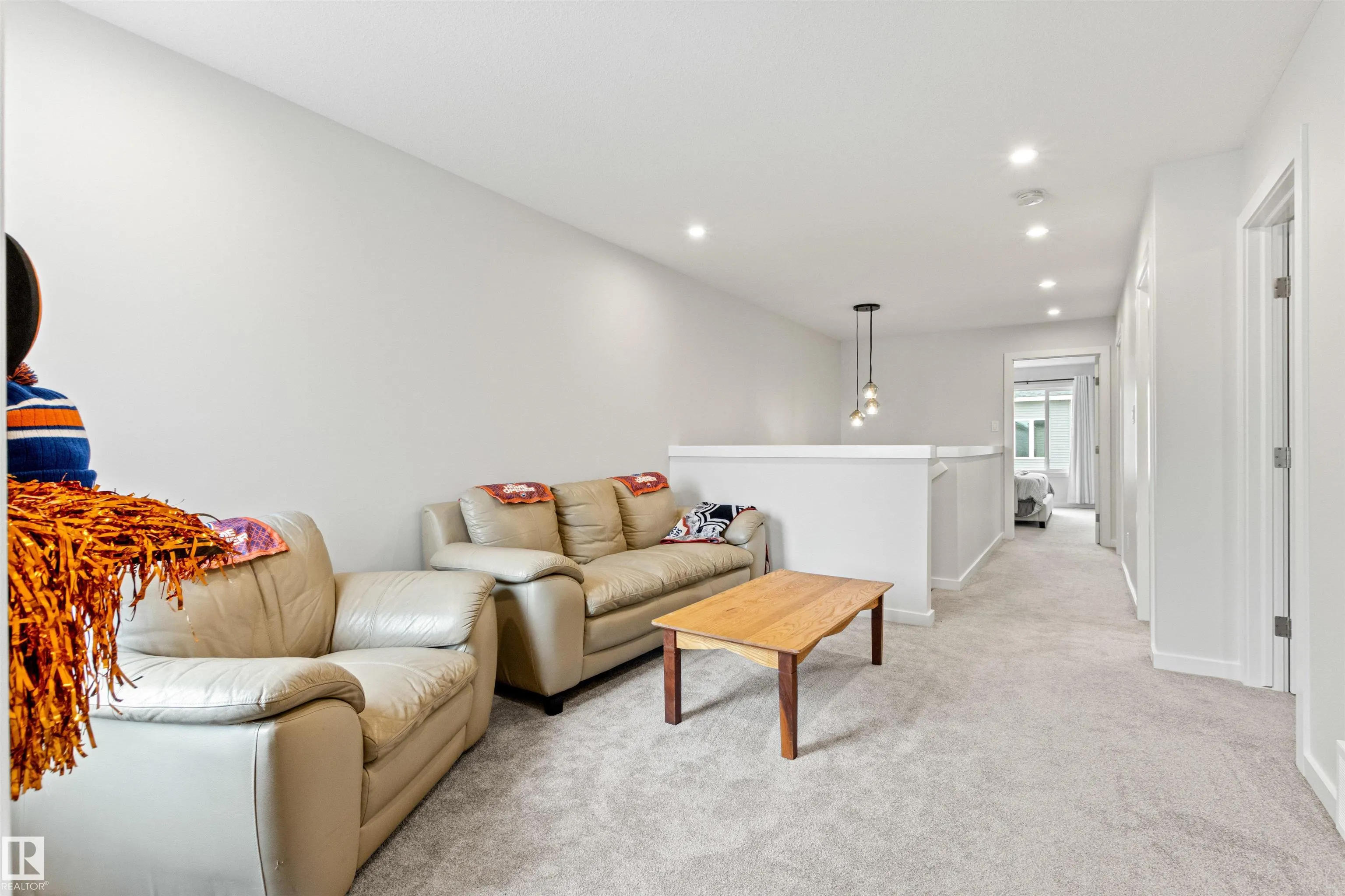 446 ROBERTS Crescent