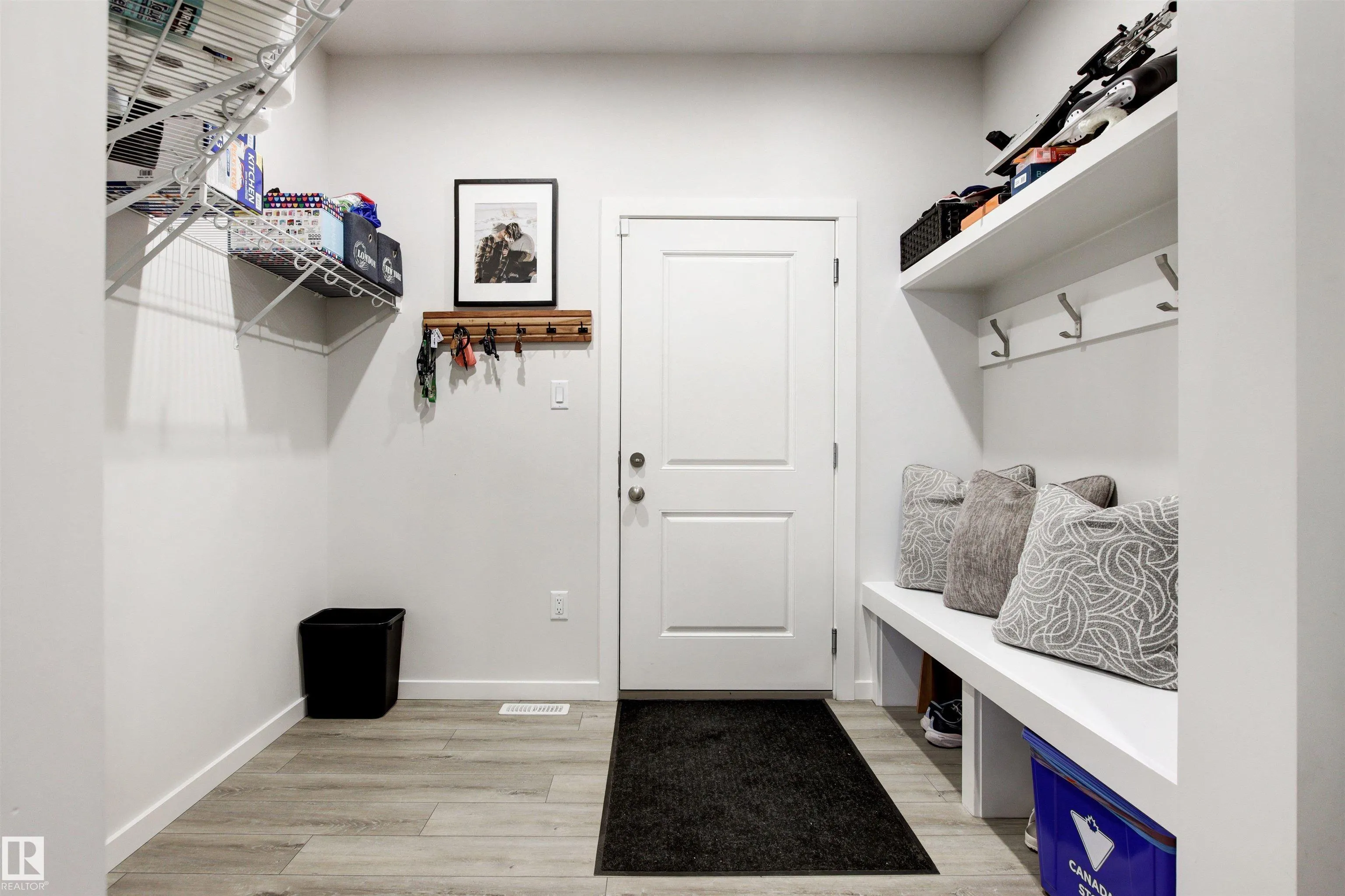 446 ROBERTS Crescent