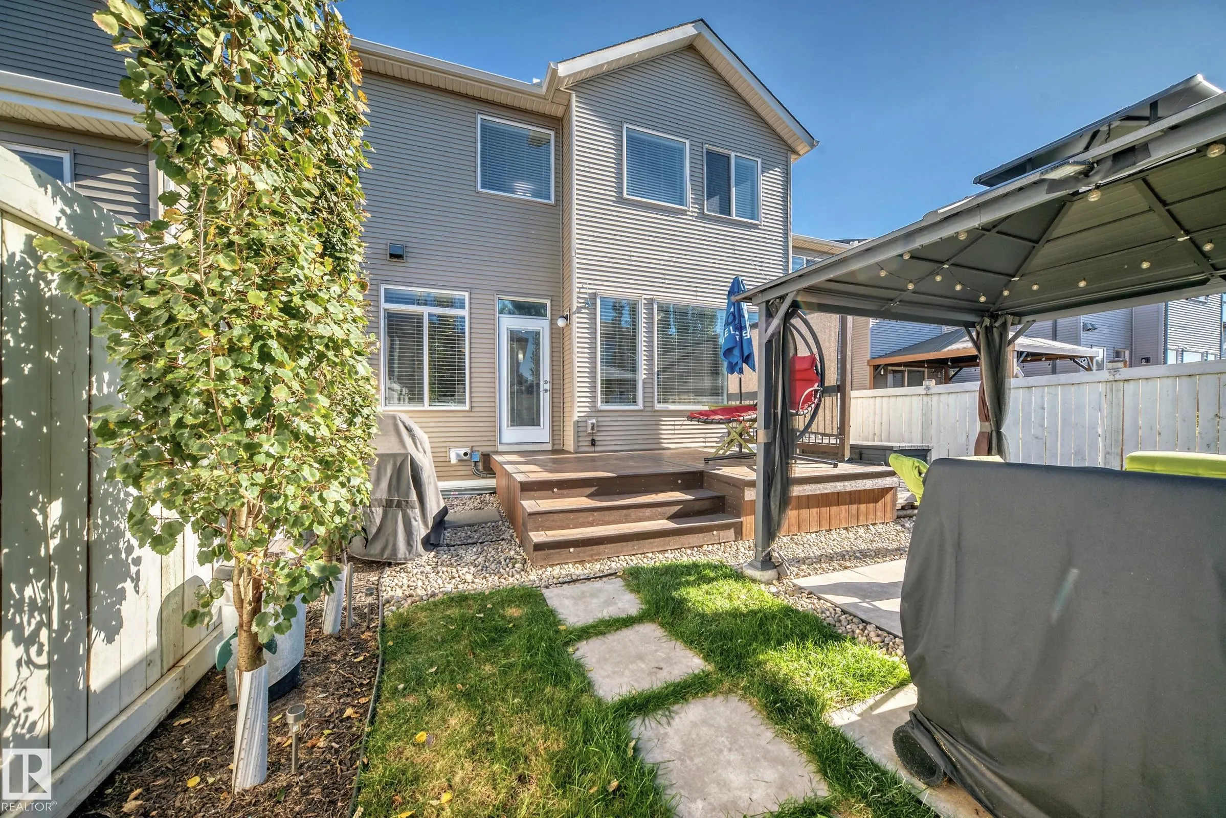 17112 64 Street