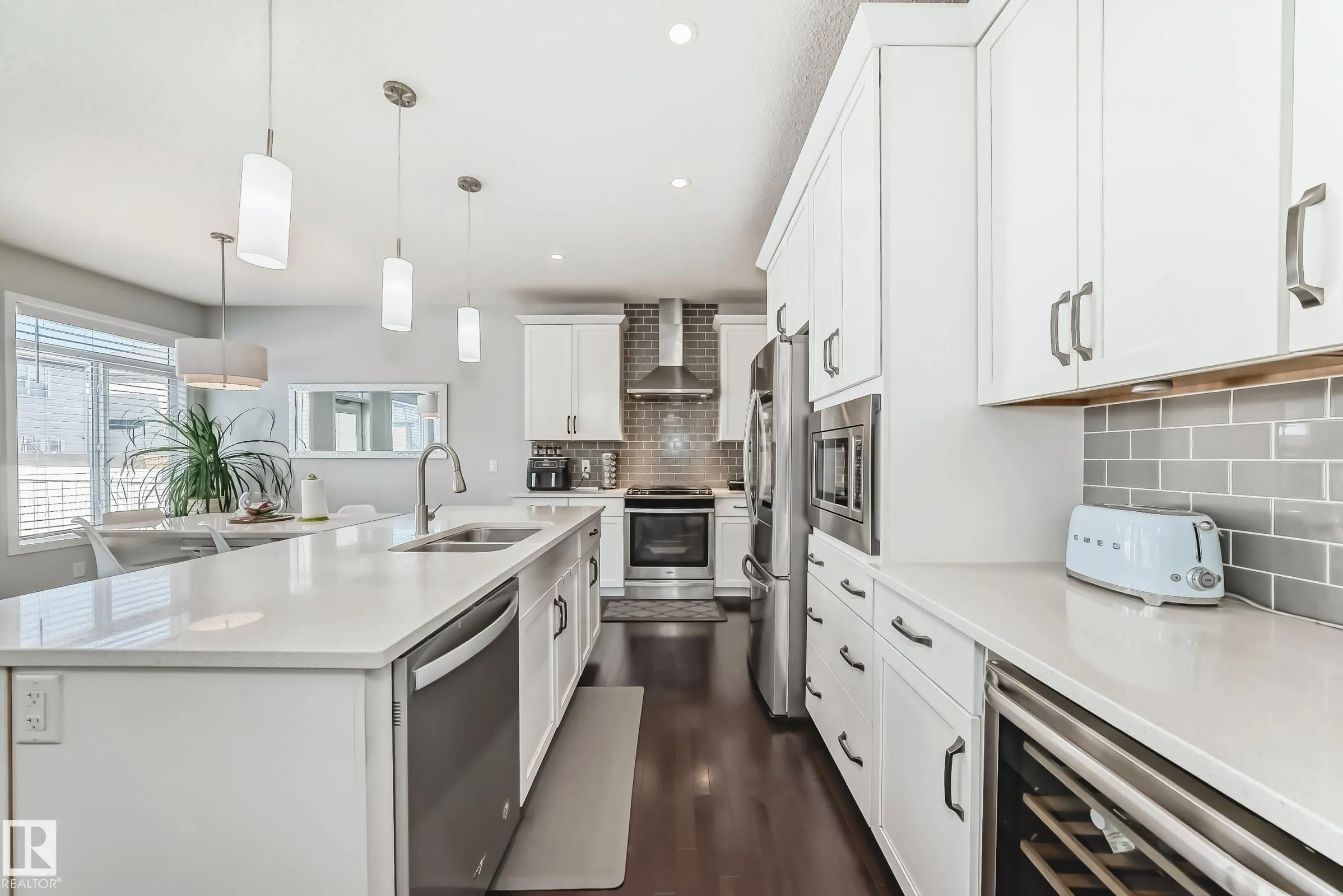 17112 64 Street