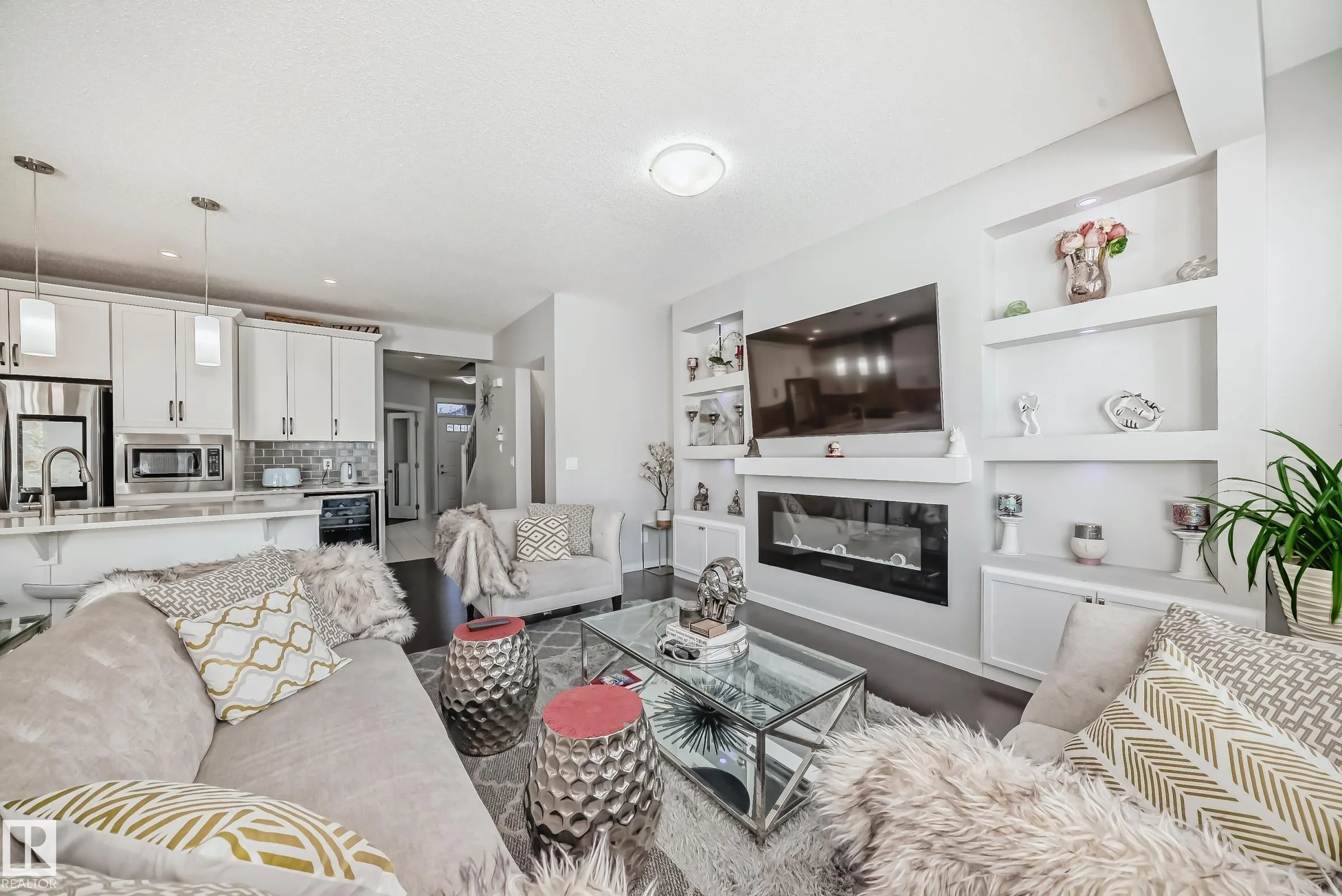 17112 64 Street