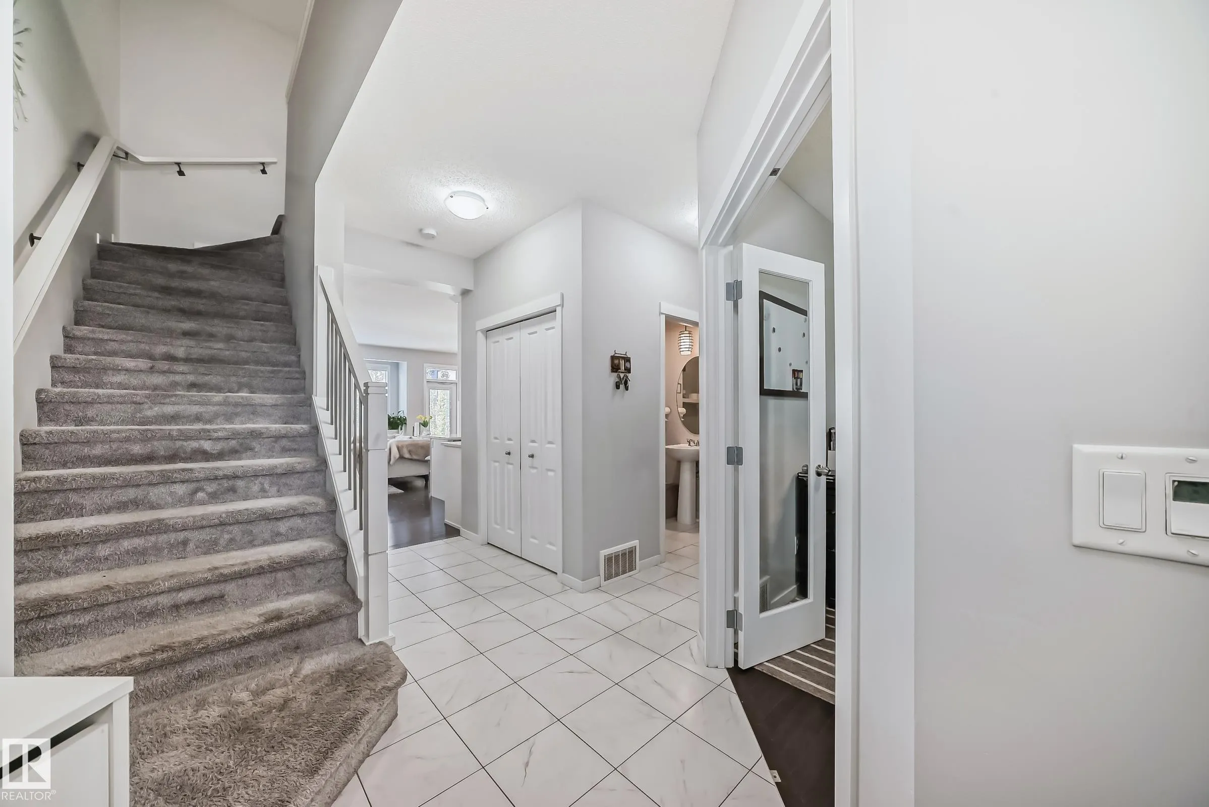 17112 64 Street