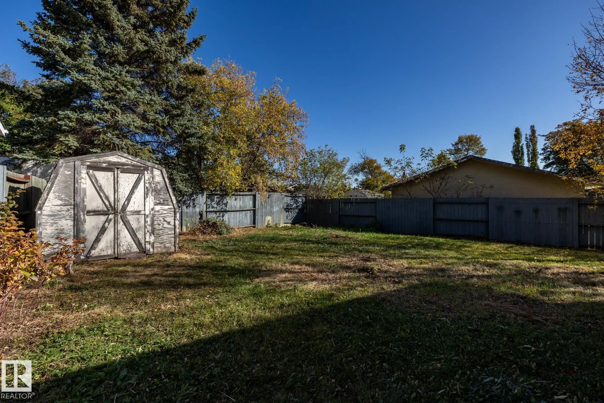 127 GREENGROVE Avenue
