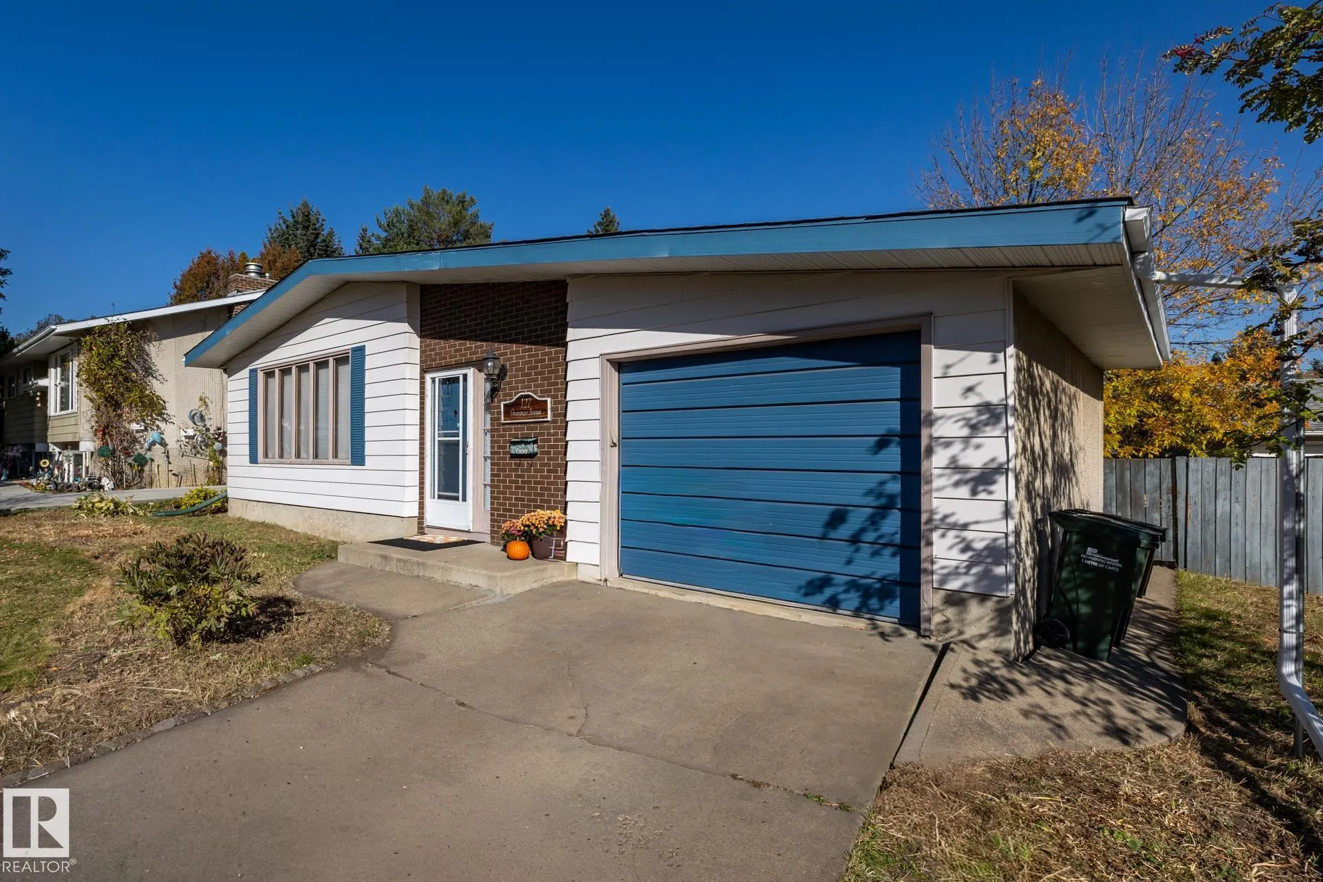 127 GREENGROVE Avenue