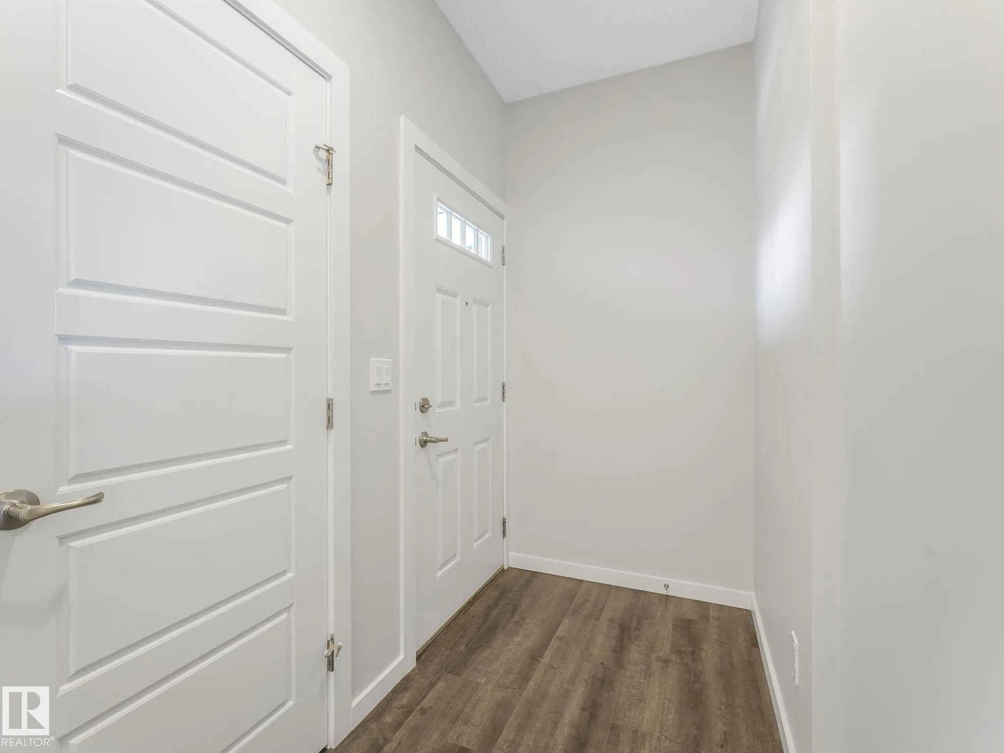 1407 DARBY GREEN Green