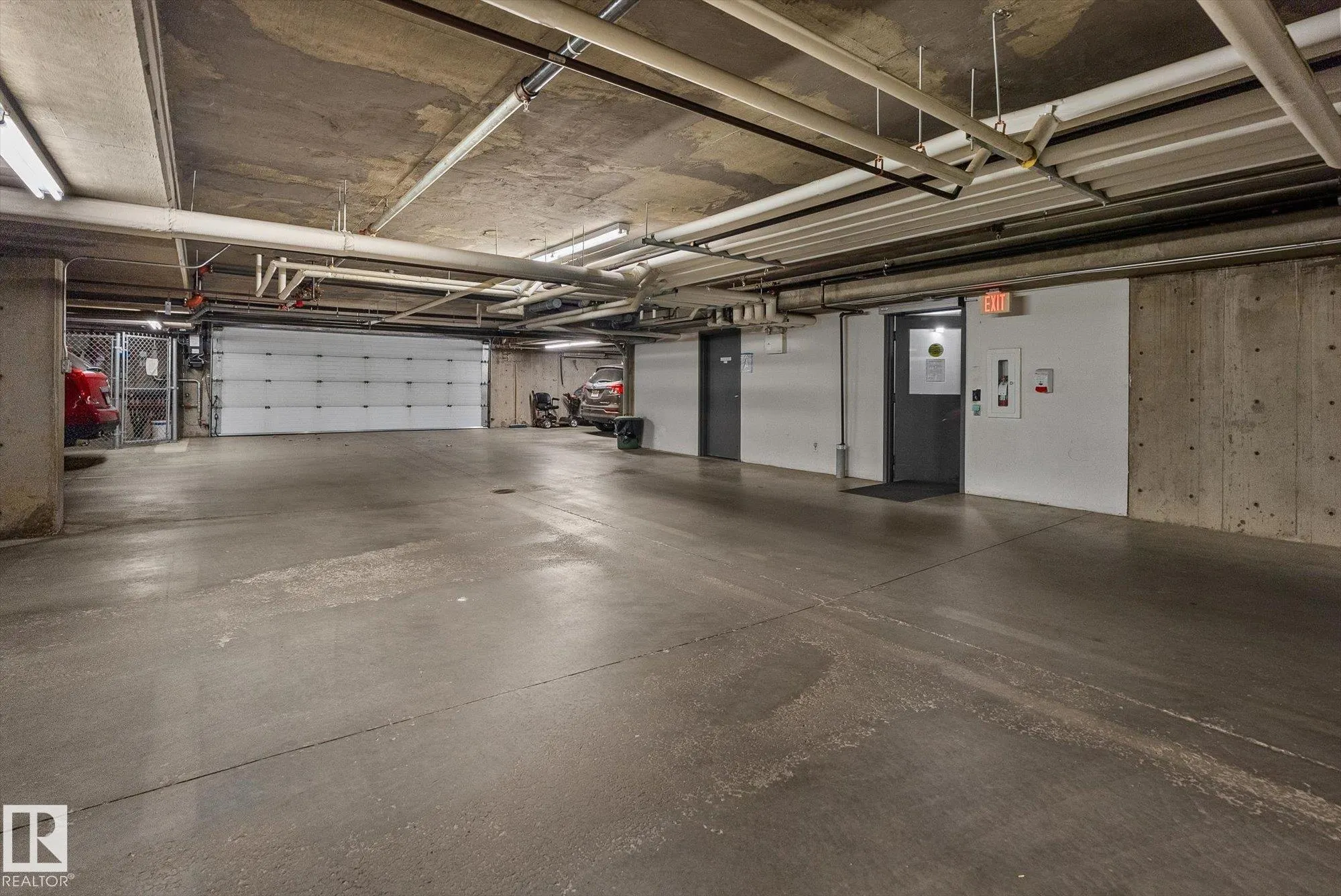 160 KINGSWOOD Boulevard