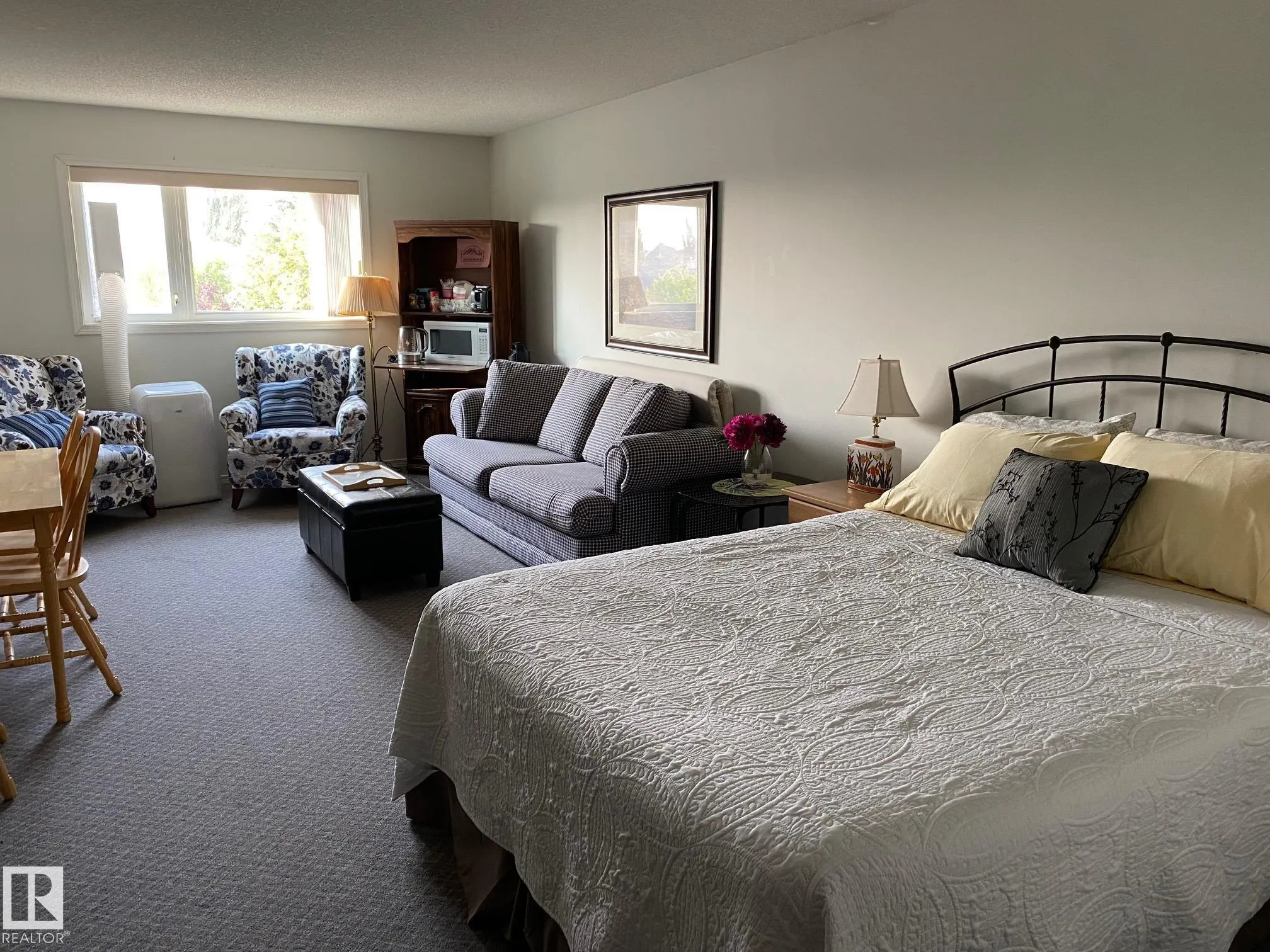 160 KINGSWOOD Boulevard