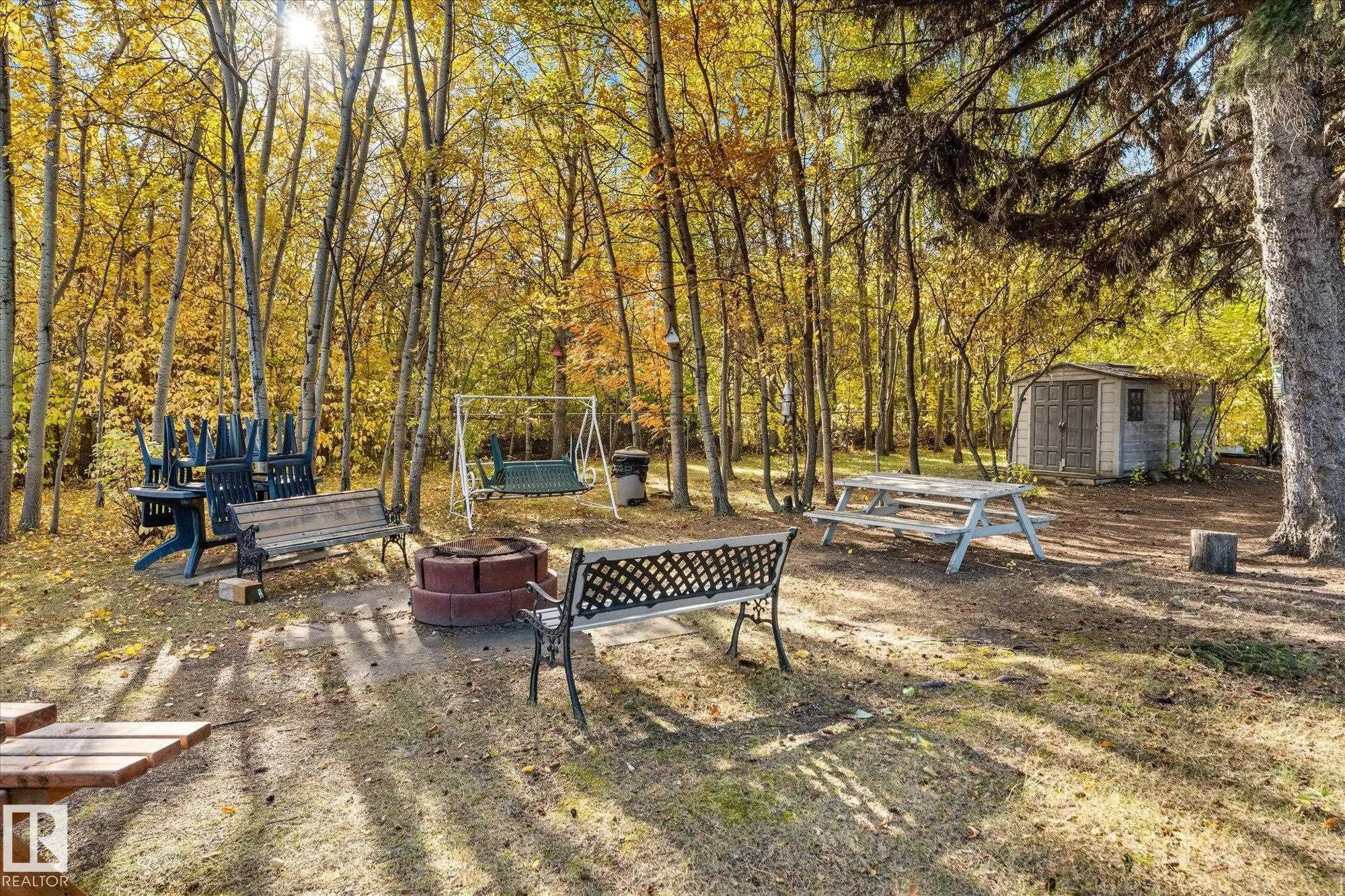 160 KINGSWOOD Boulevard