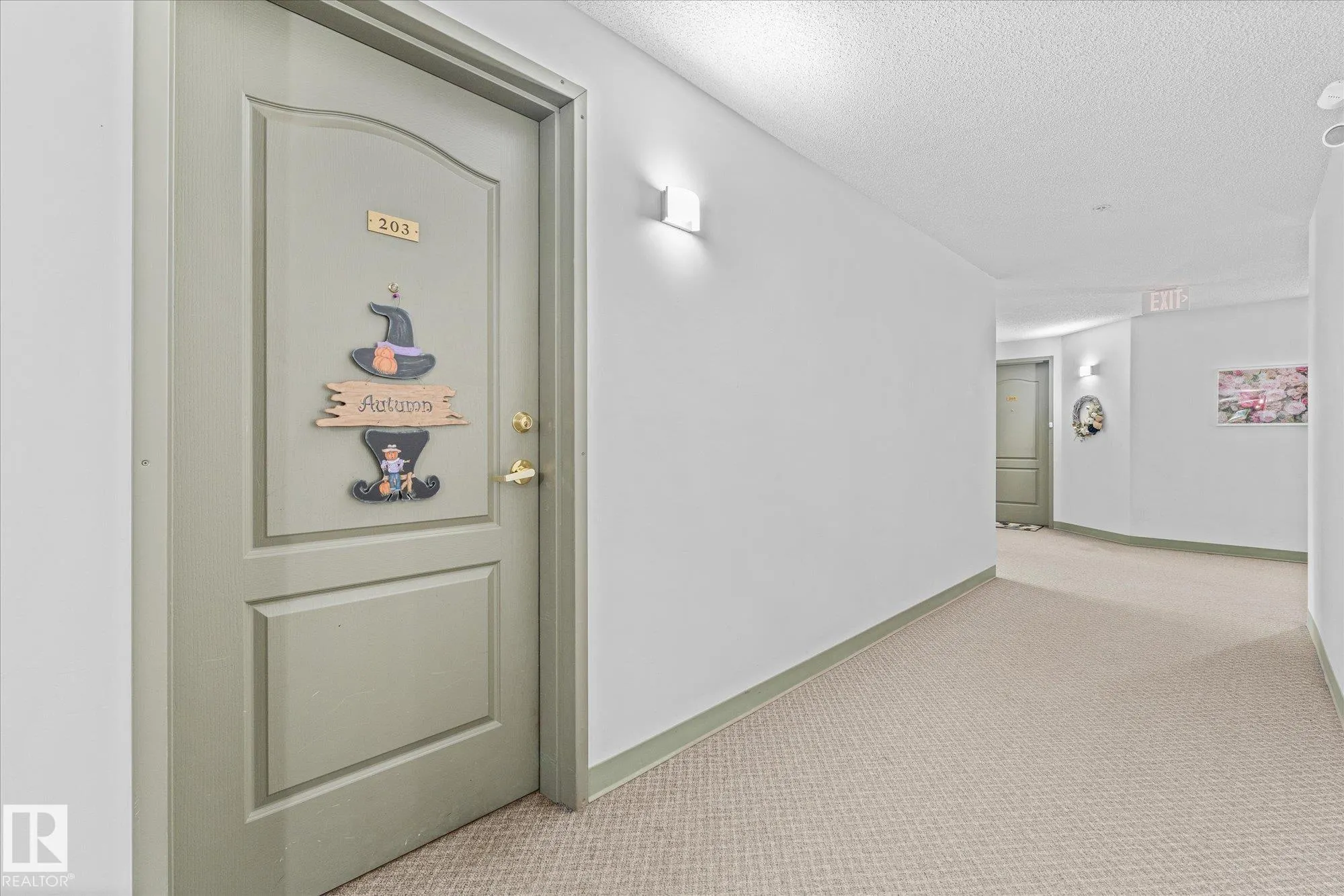 160 KINGSWOOD Boulevard