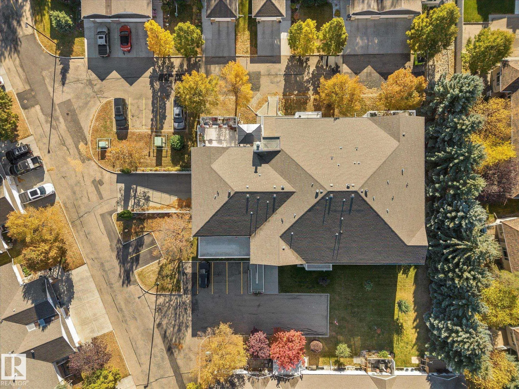 160 KINGSWOOD Boulevard