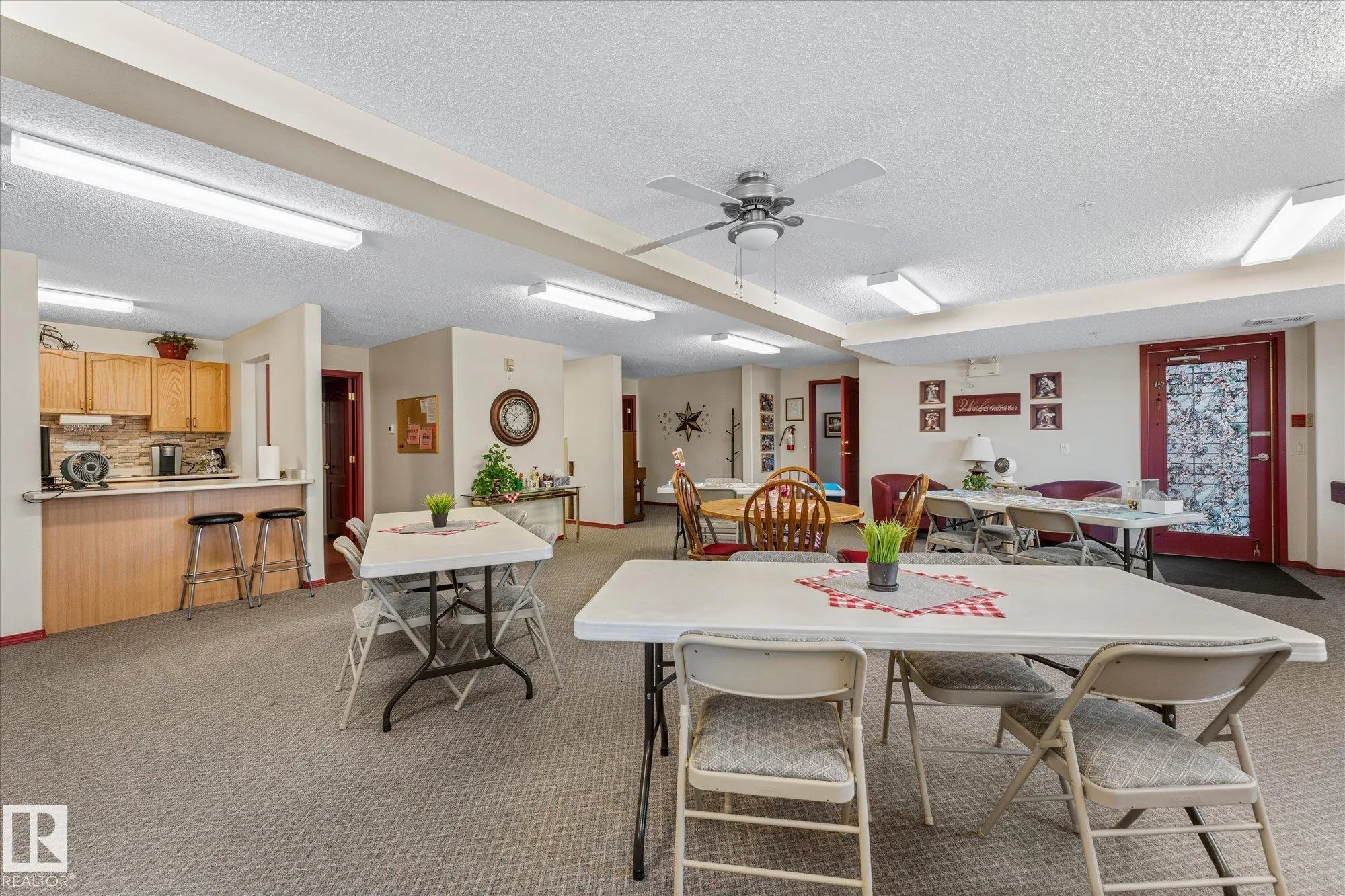 160 KINGSWOOD Boulevard