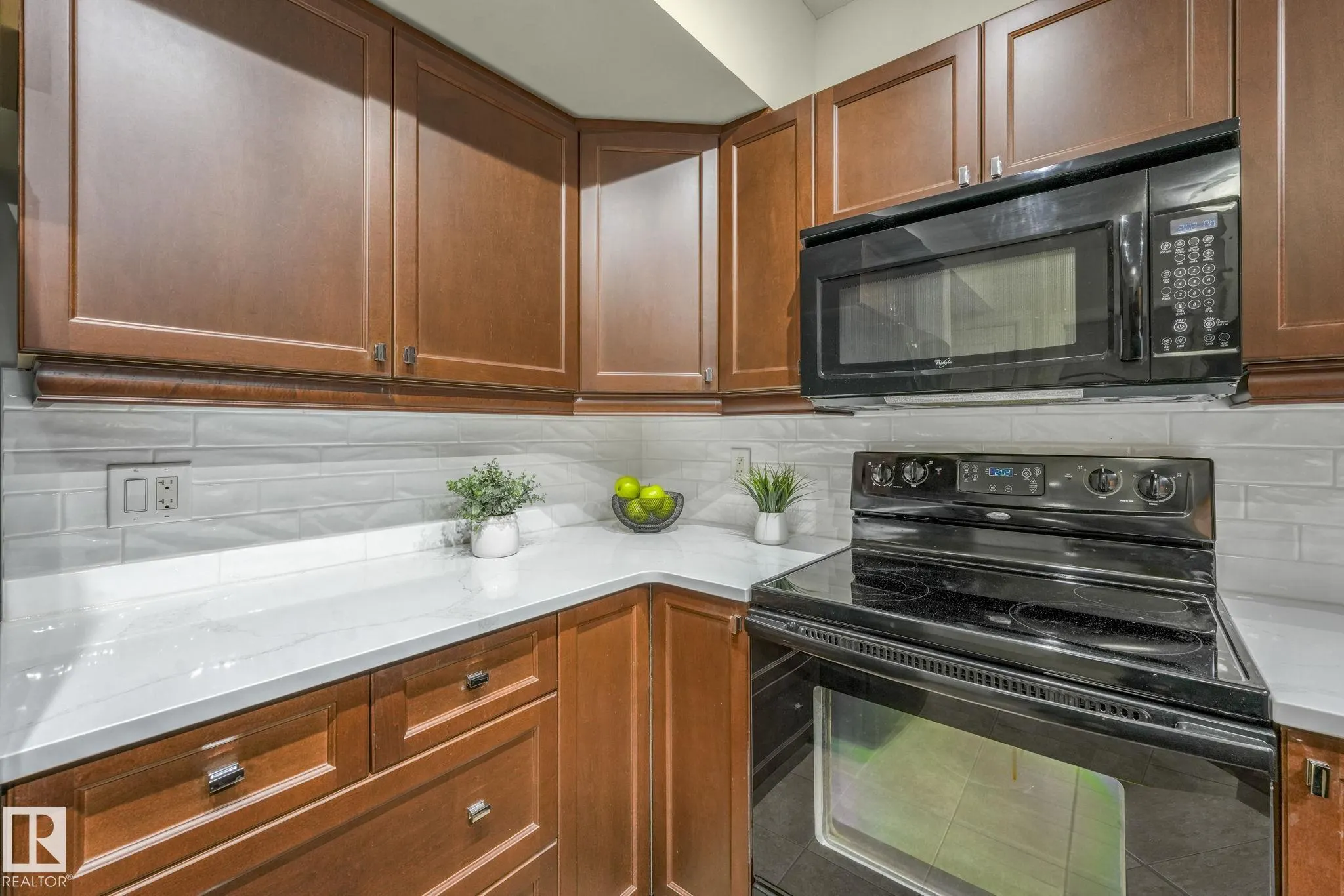 500 PALISADES Way