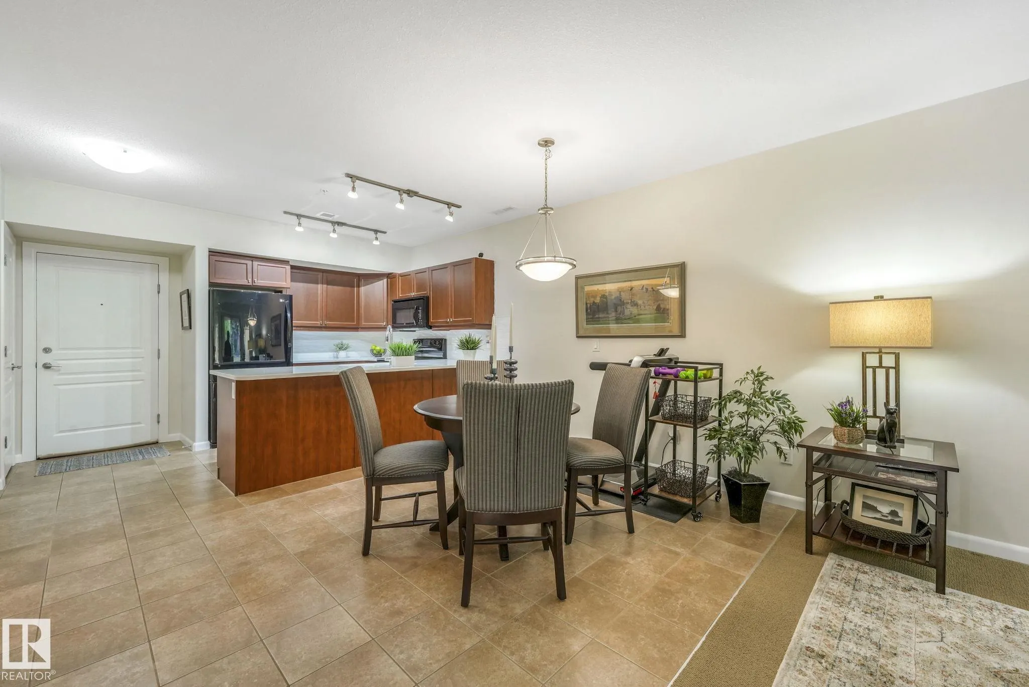 500 PALISADES Way