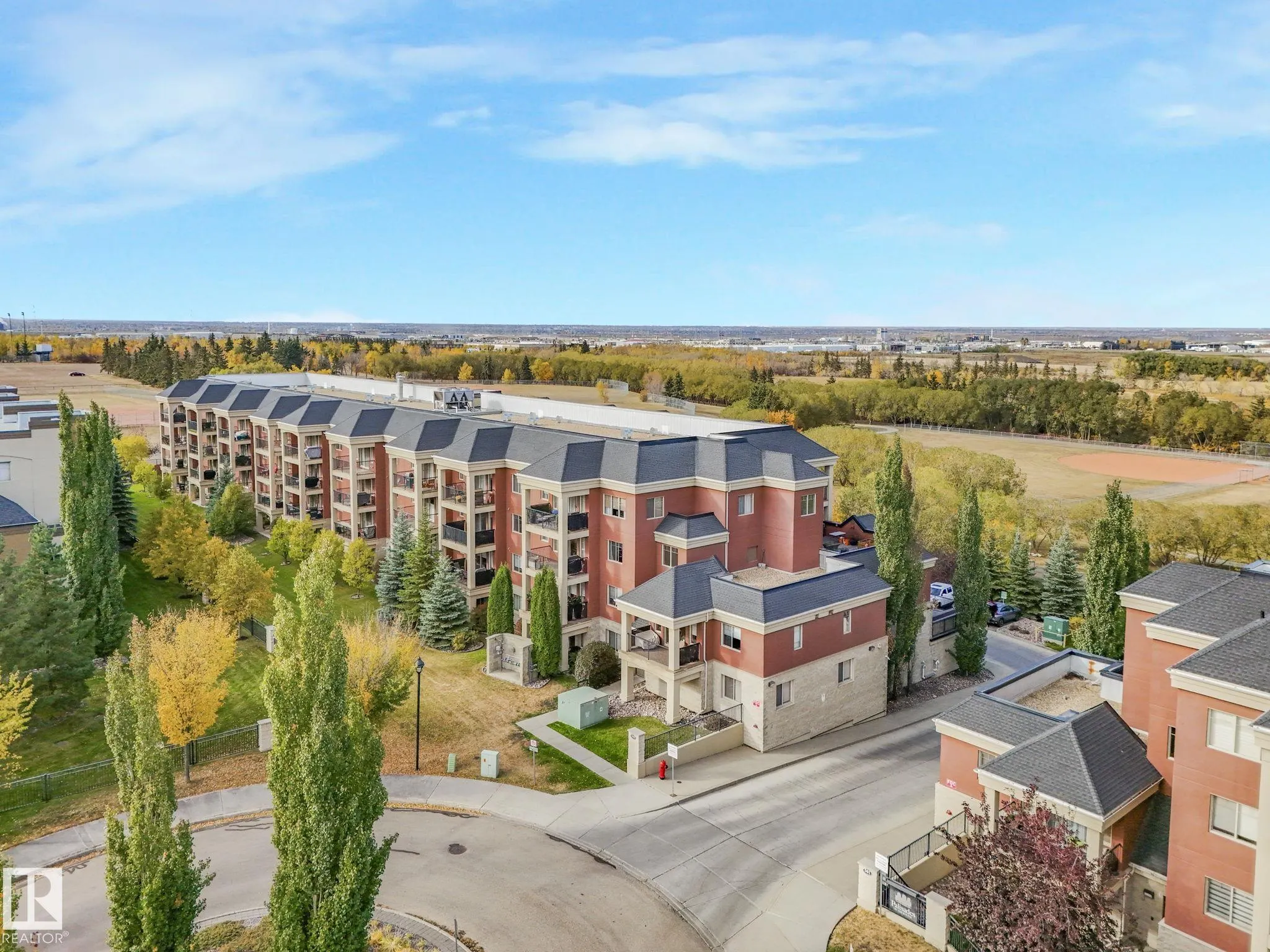 500 PALISADES Way