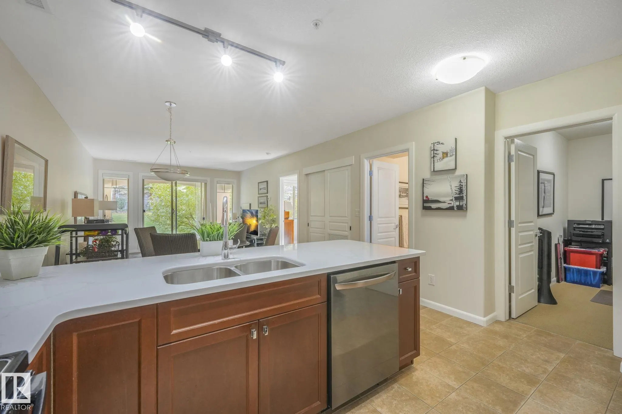 500 PALISADES Way