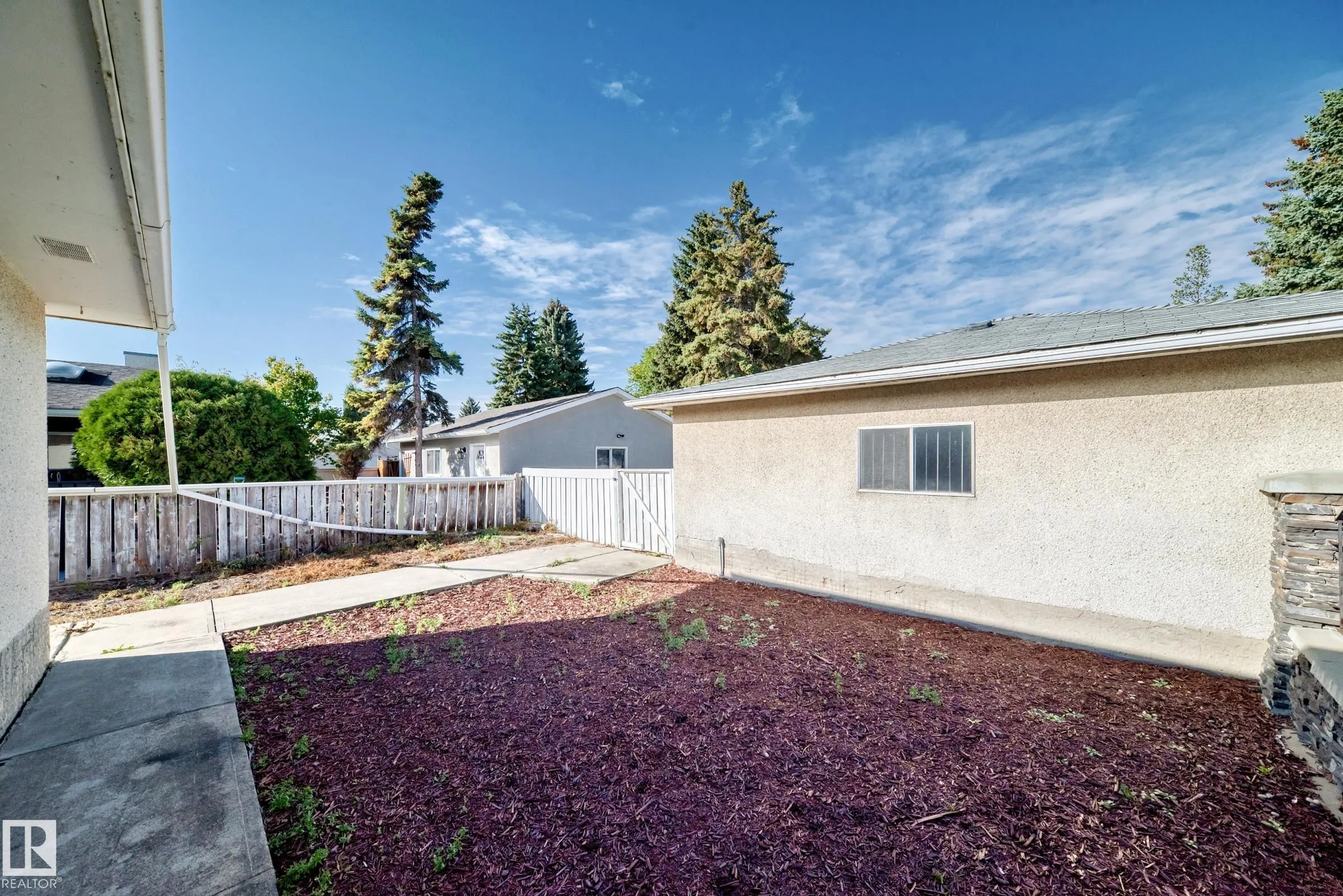 14804 73A Street