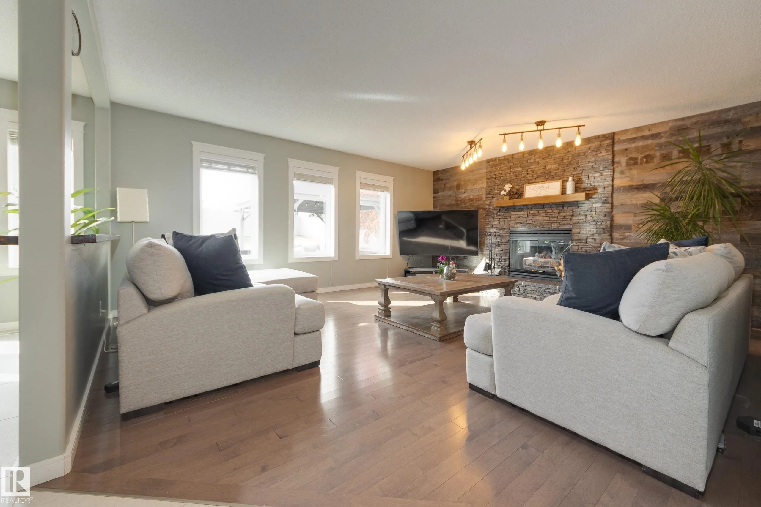 91 Cormack Crescent
