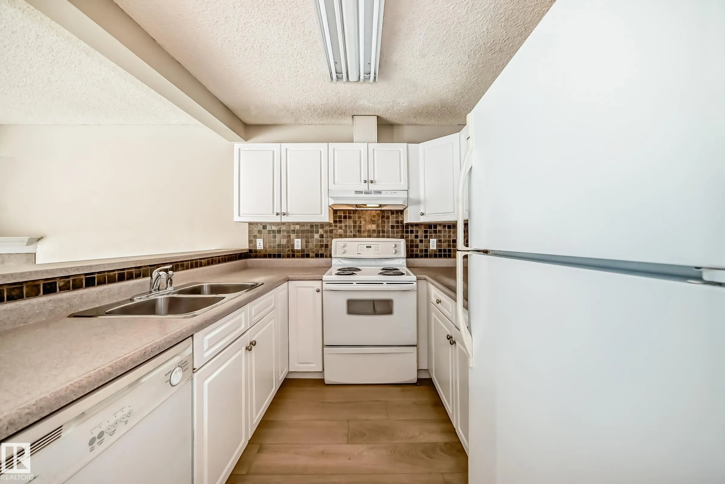 14603 miller Boulevard