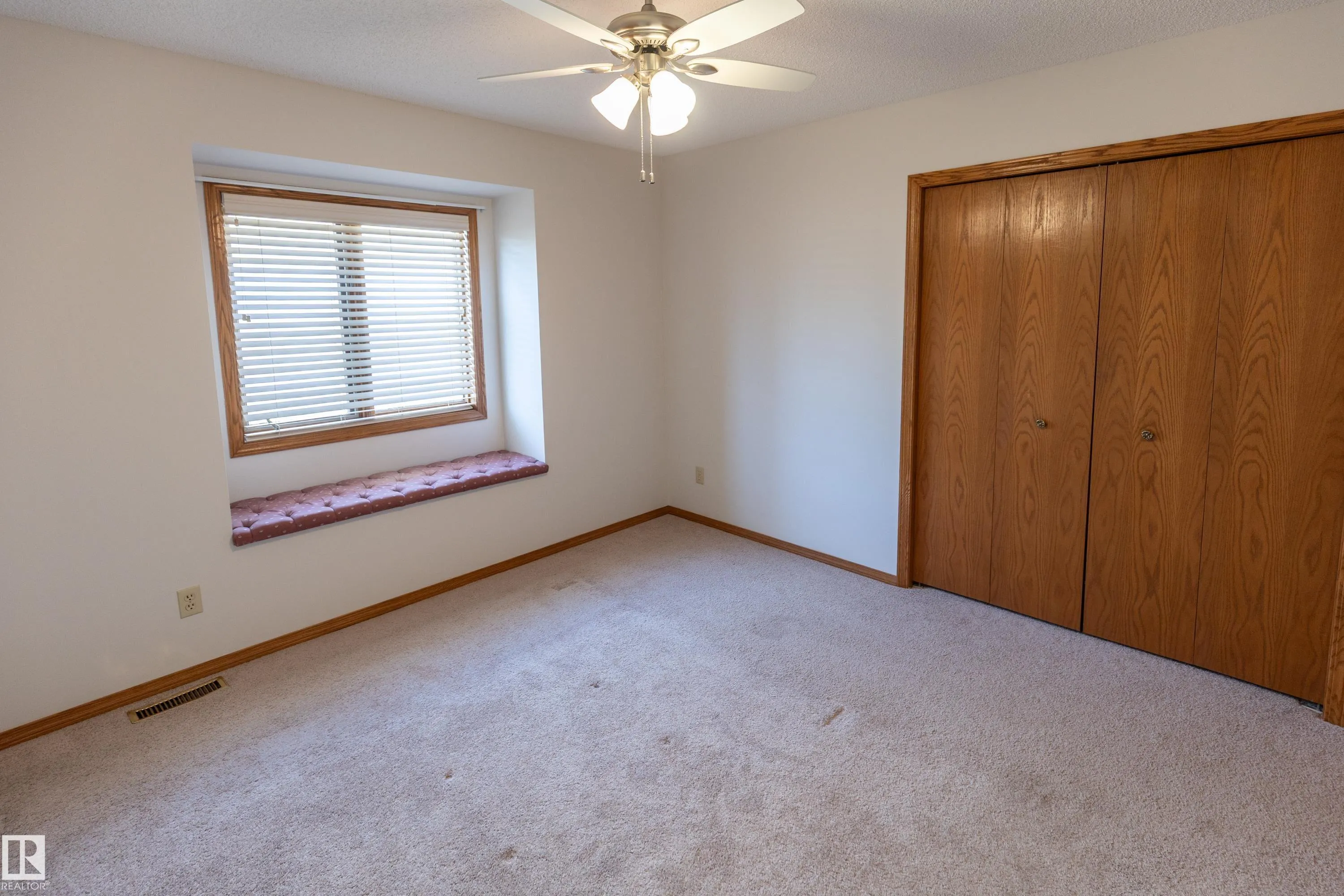 50 Hillside Crescent