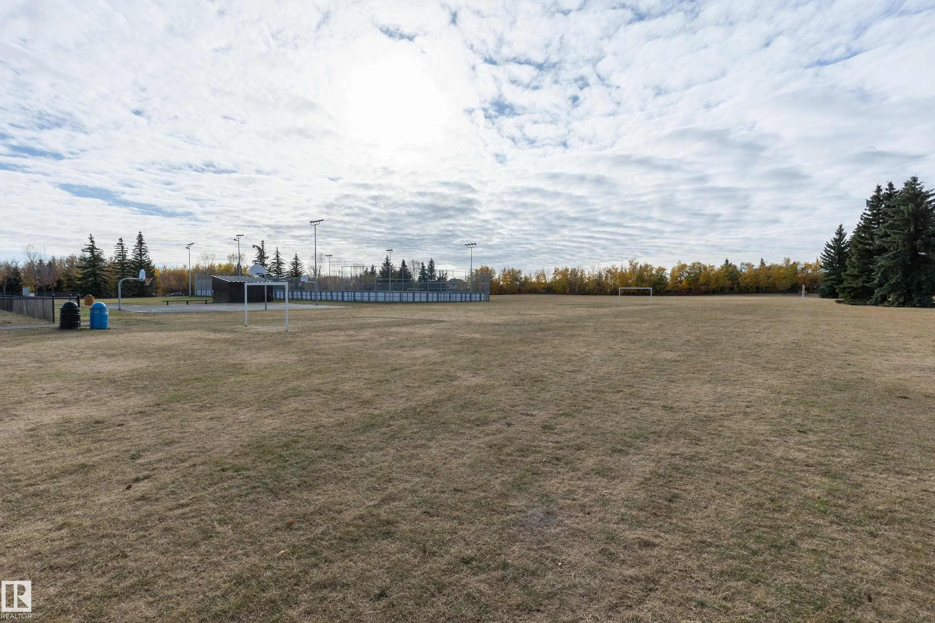 50 Hillside Crescent
