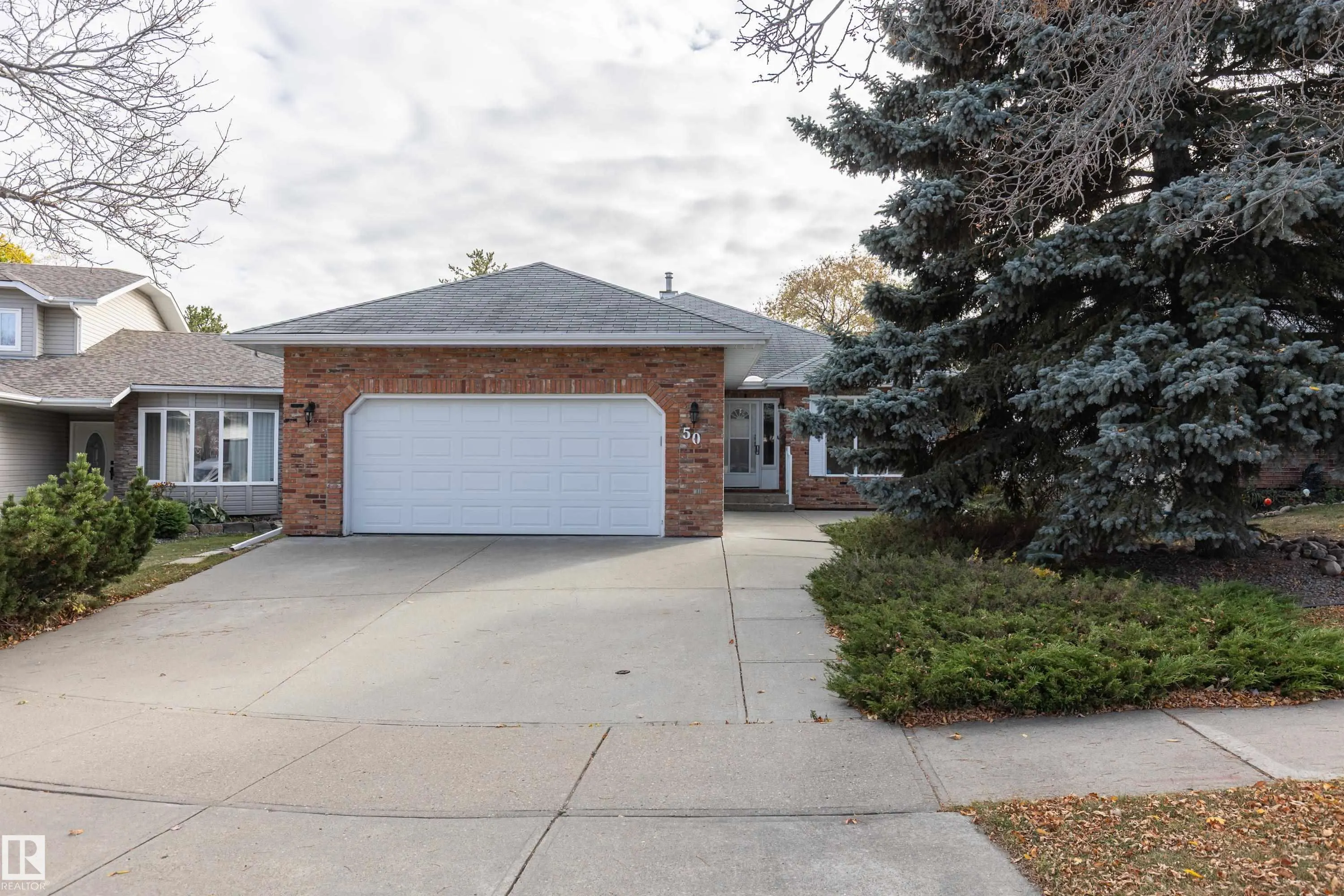 50 Hillside Crescent