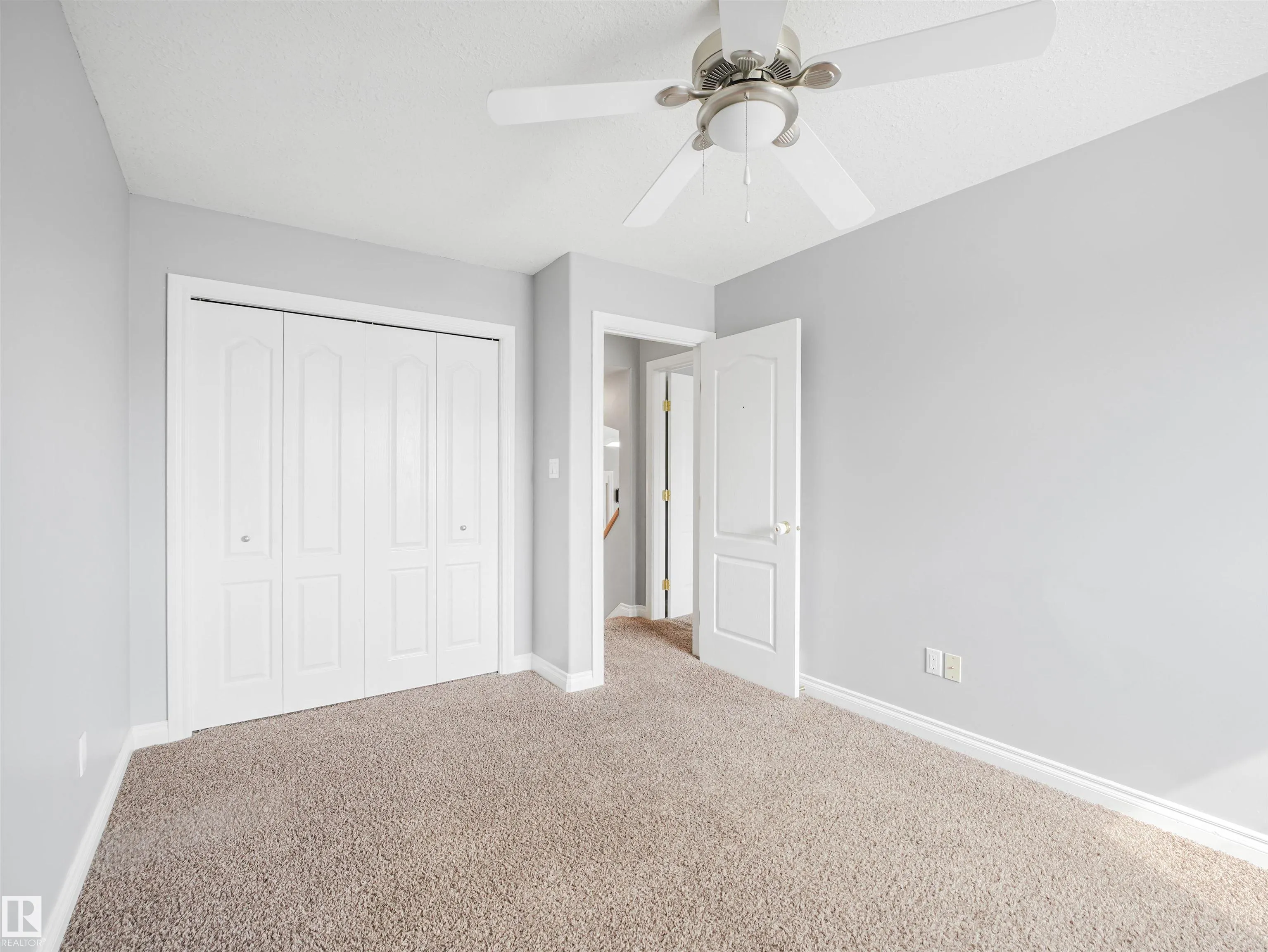 9 Deerfield Court