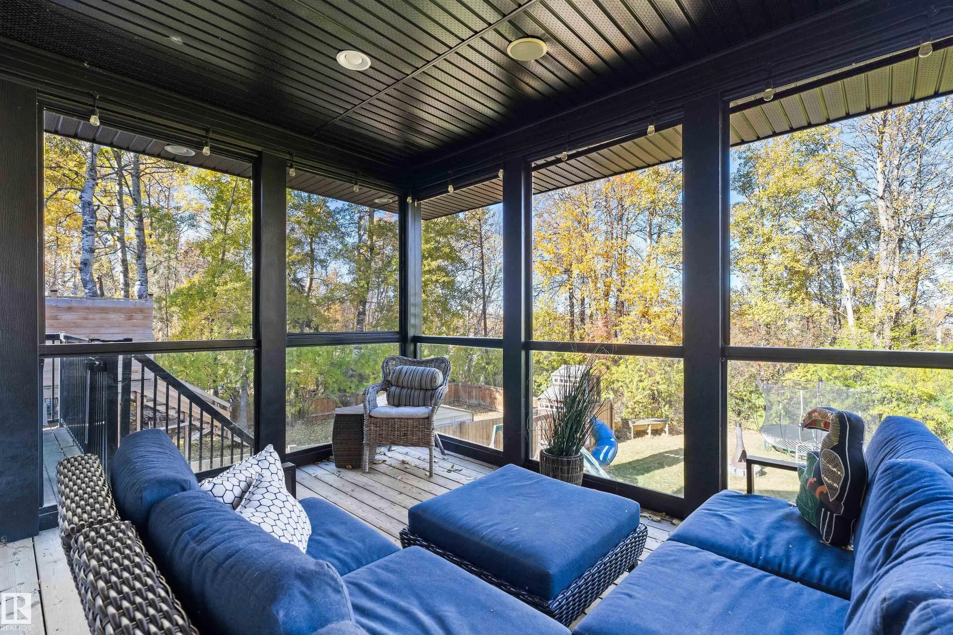 634 Lakeside Point(e)