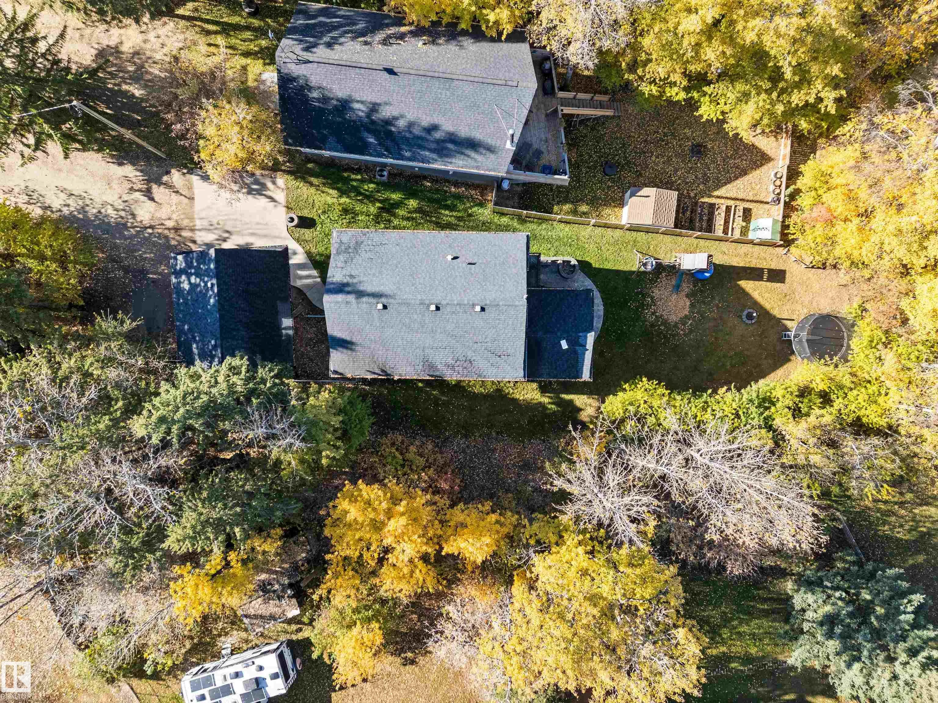 634 Lakeside Point(e)