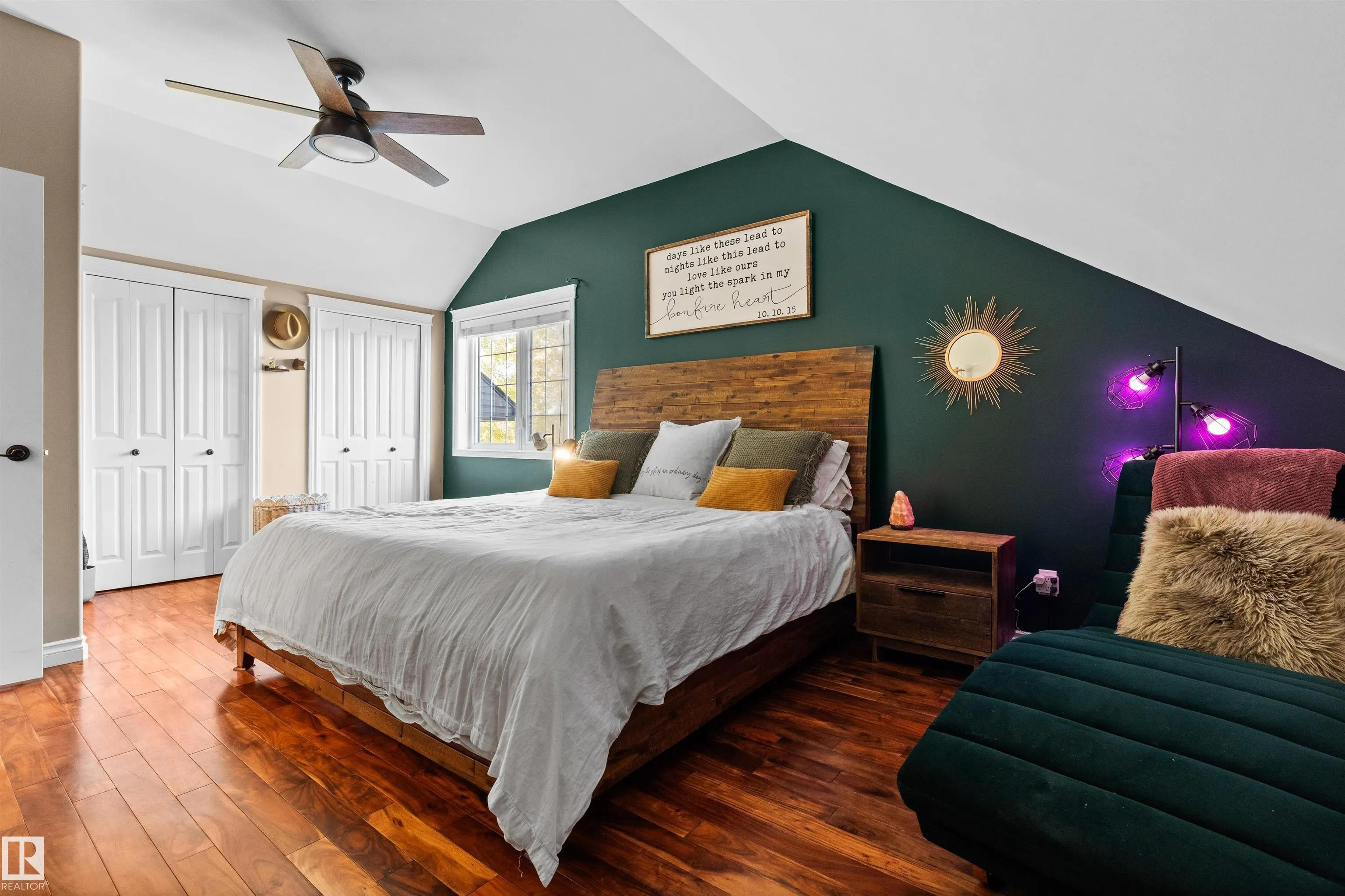 634 Lakeside Point(e)