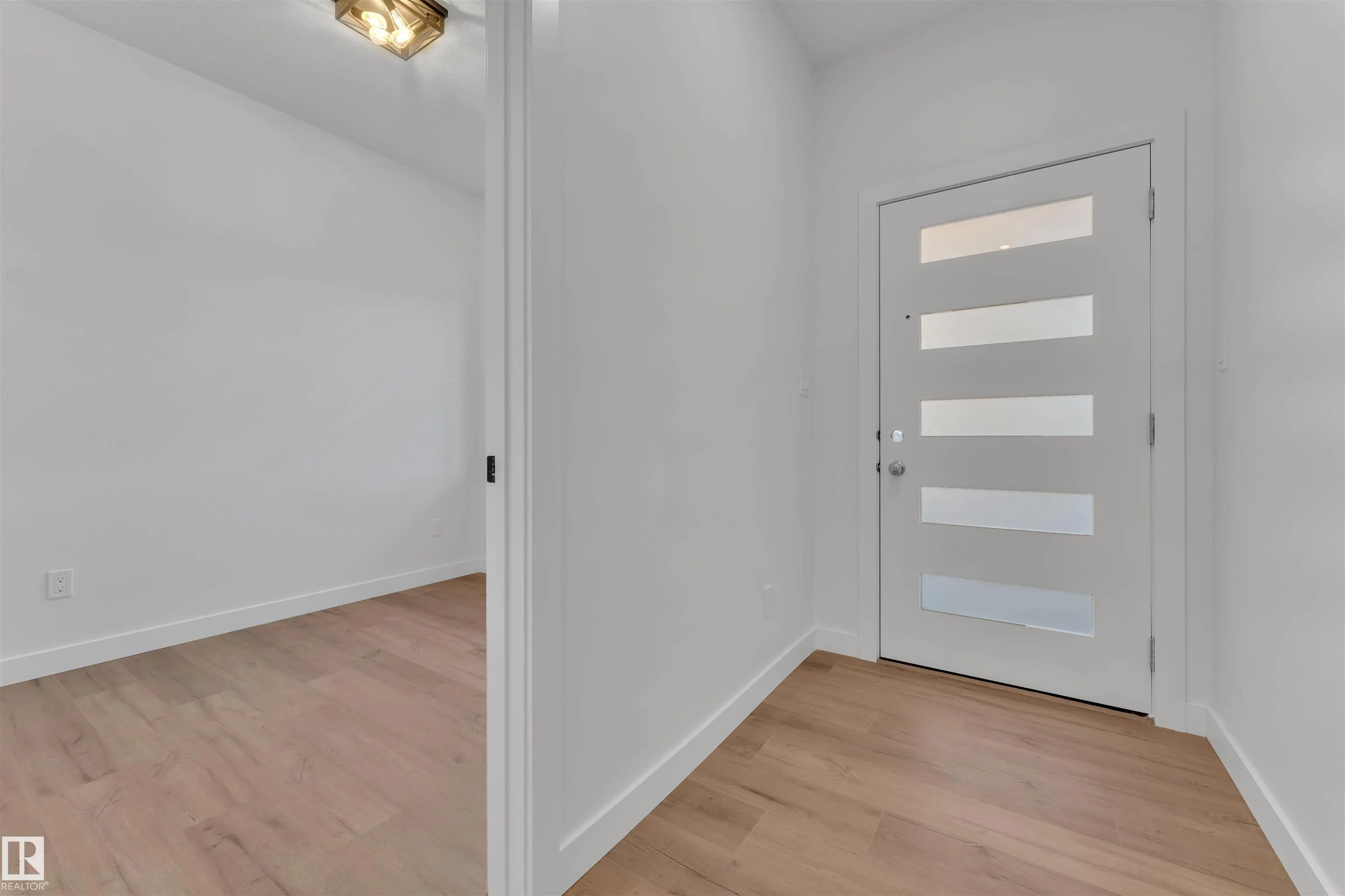 48 HAZELWOOD Lane