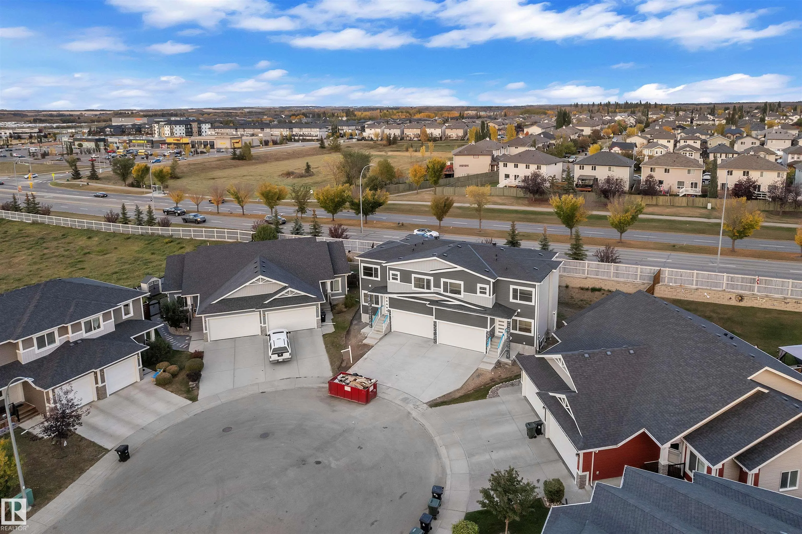 48 HAZELWOOD Lane