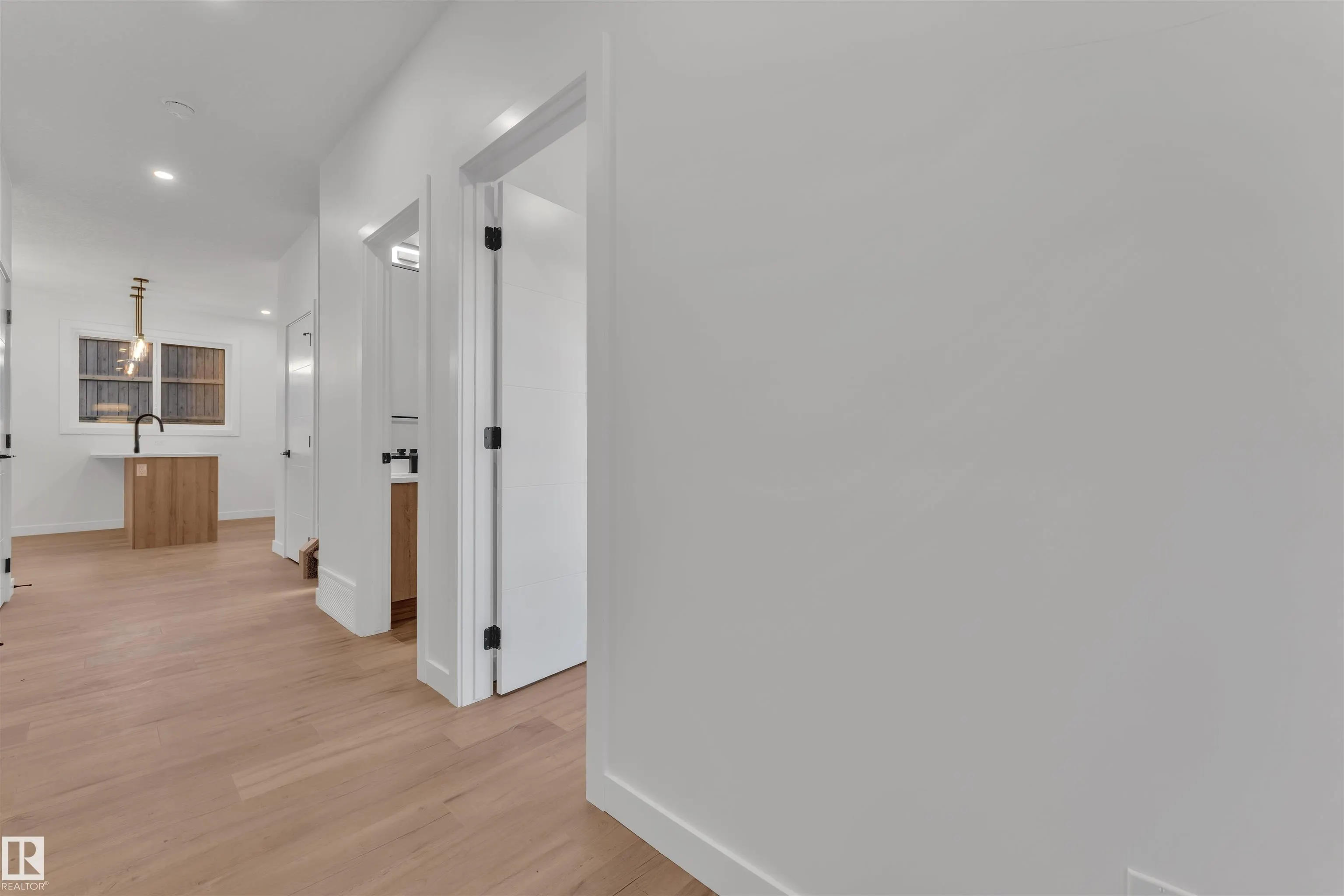 48 HAZELWOOD Lane