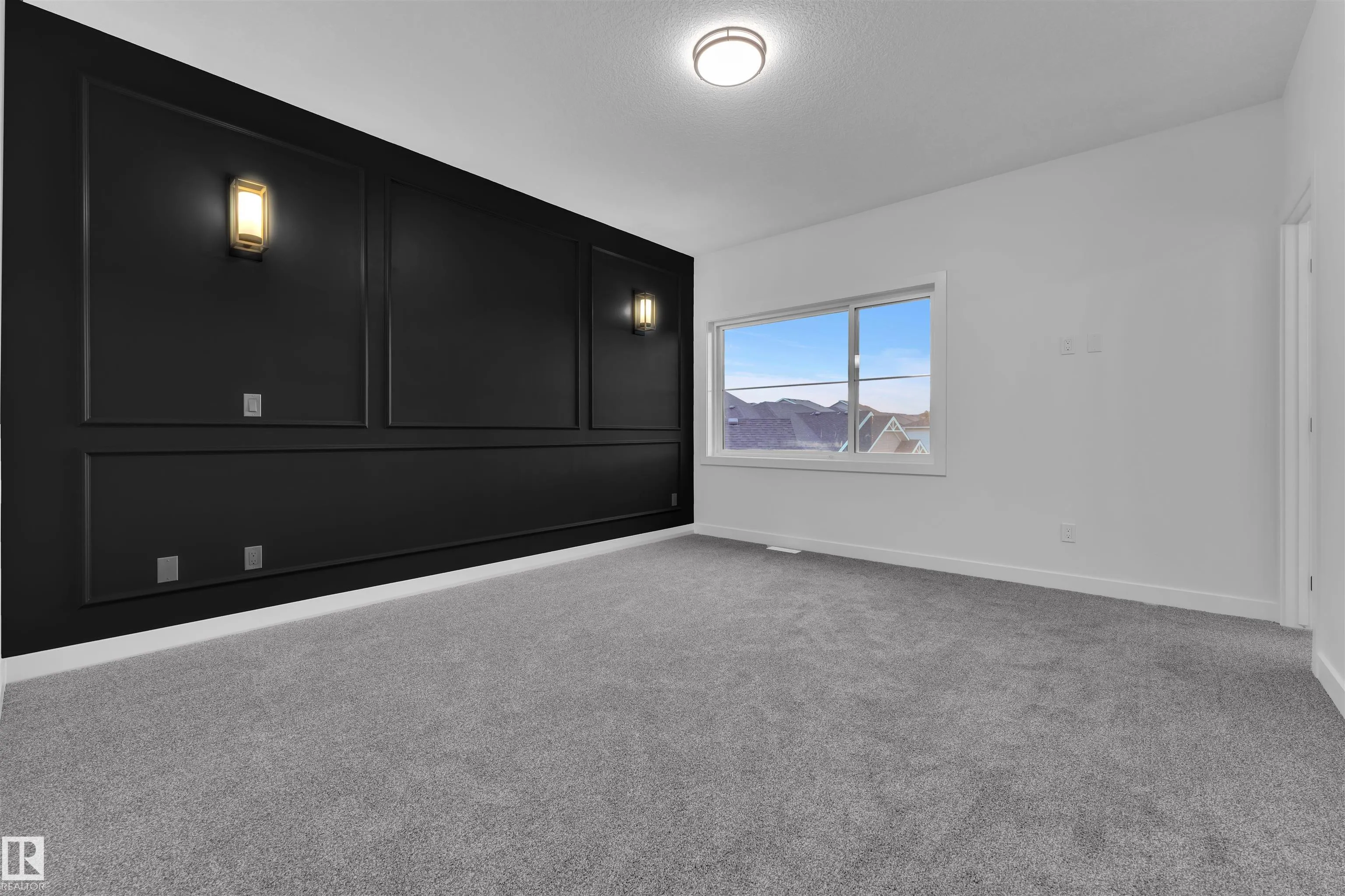 48 HAZELWOOD Lane