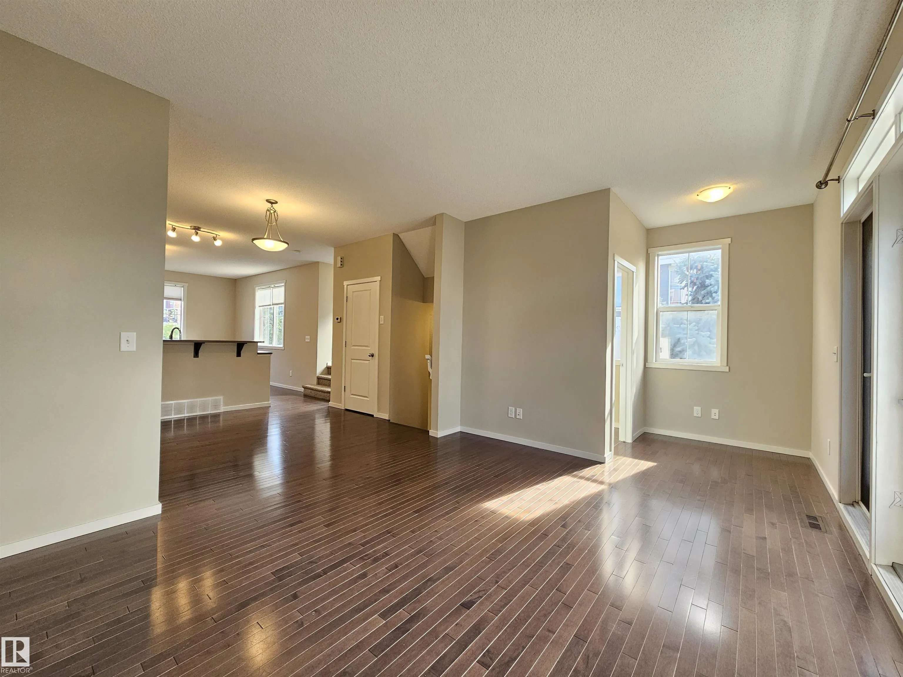 603 WATT Boulevard