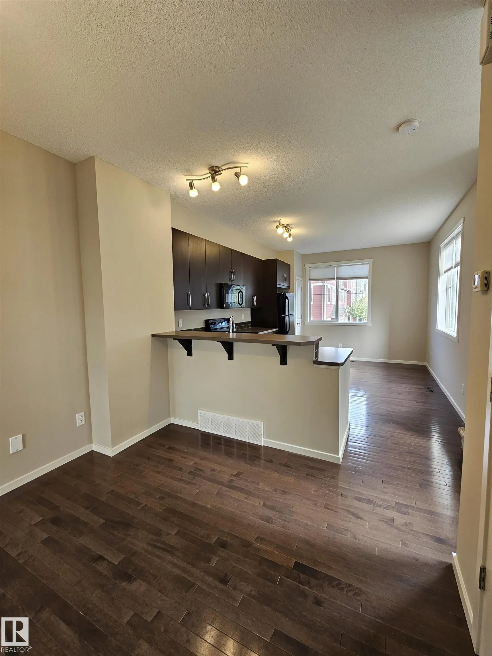 603 WATT Boulevard