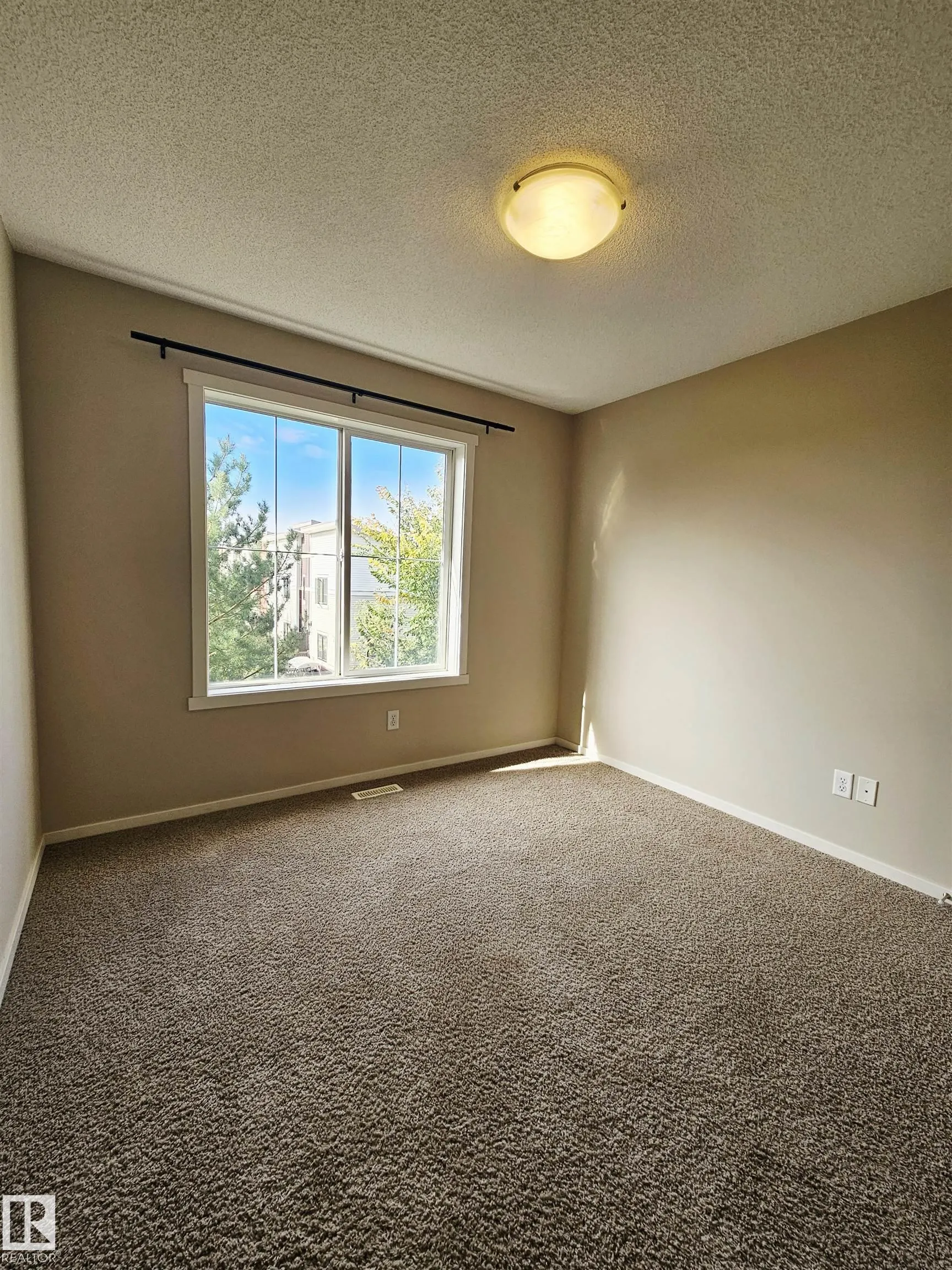 603 WATT Boulevard