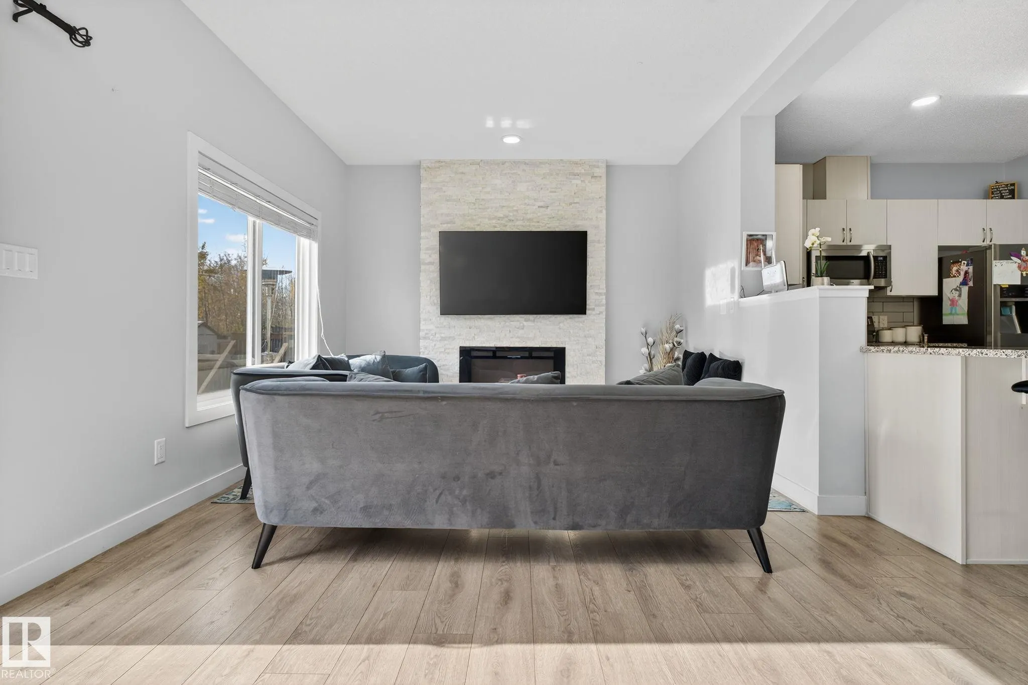 267 39 ave
