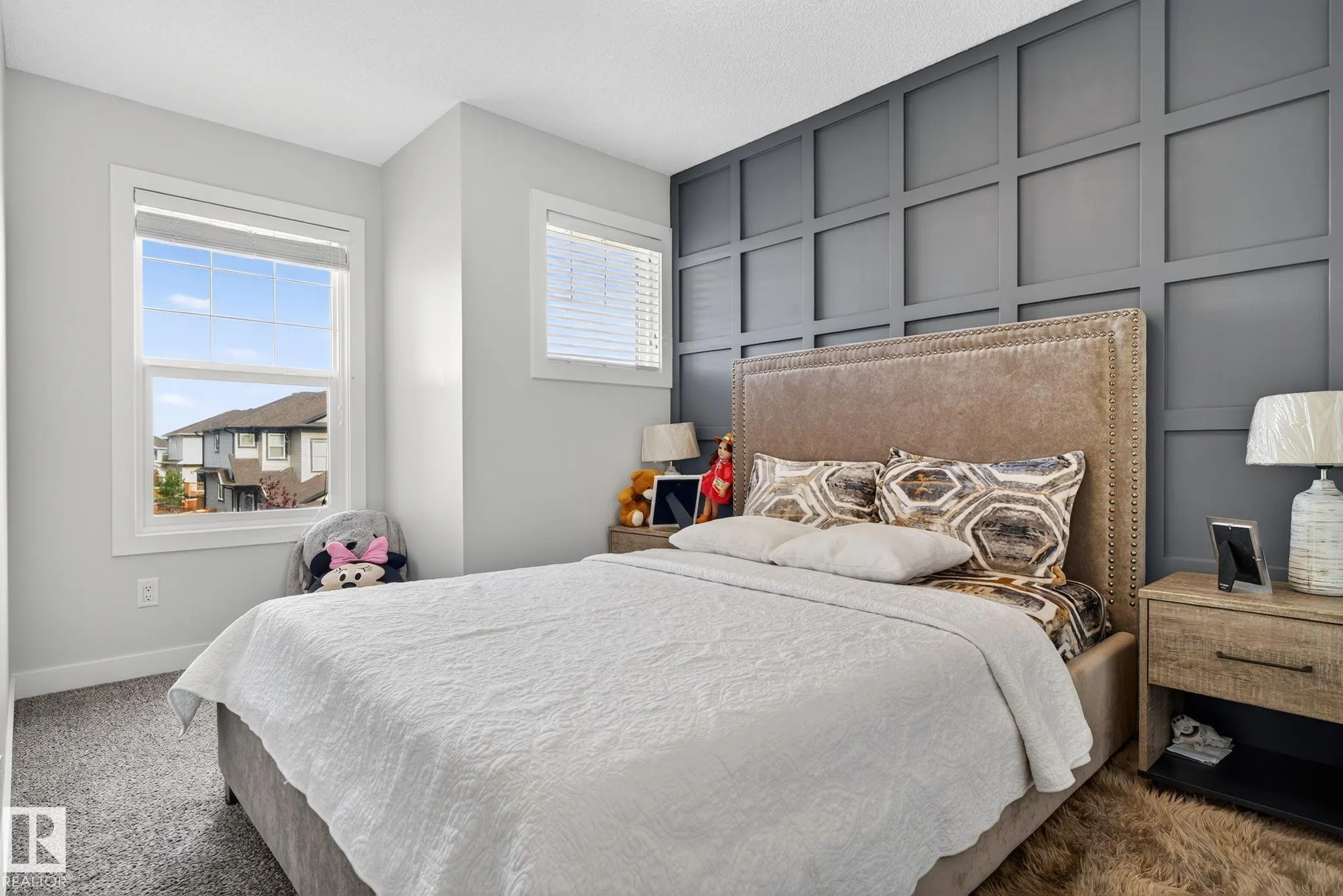 267 39 ave